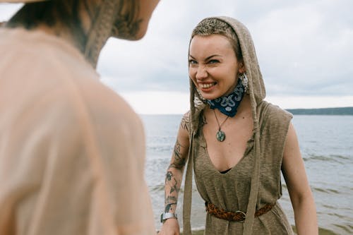 Foto De Mujer Sonriendo