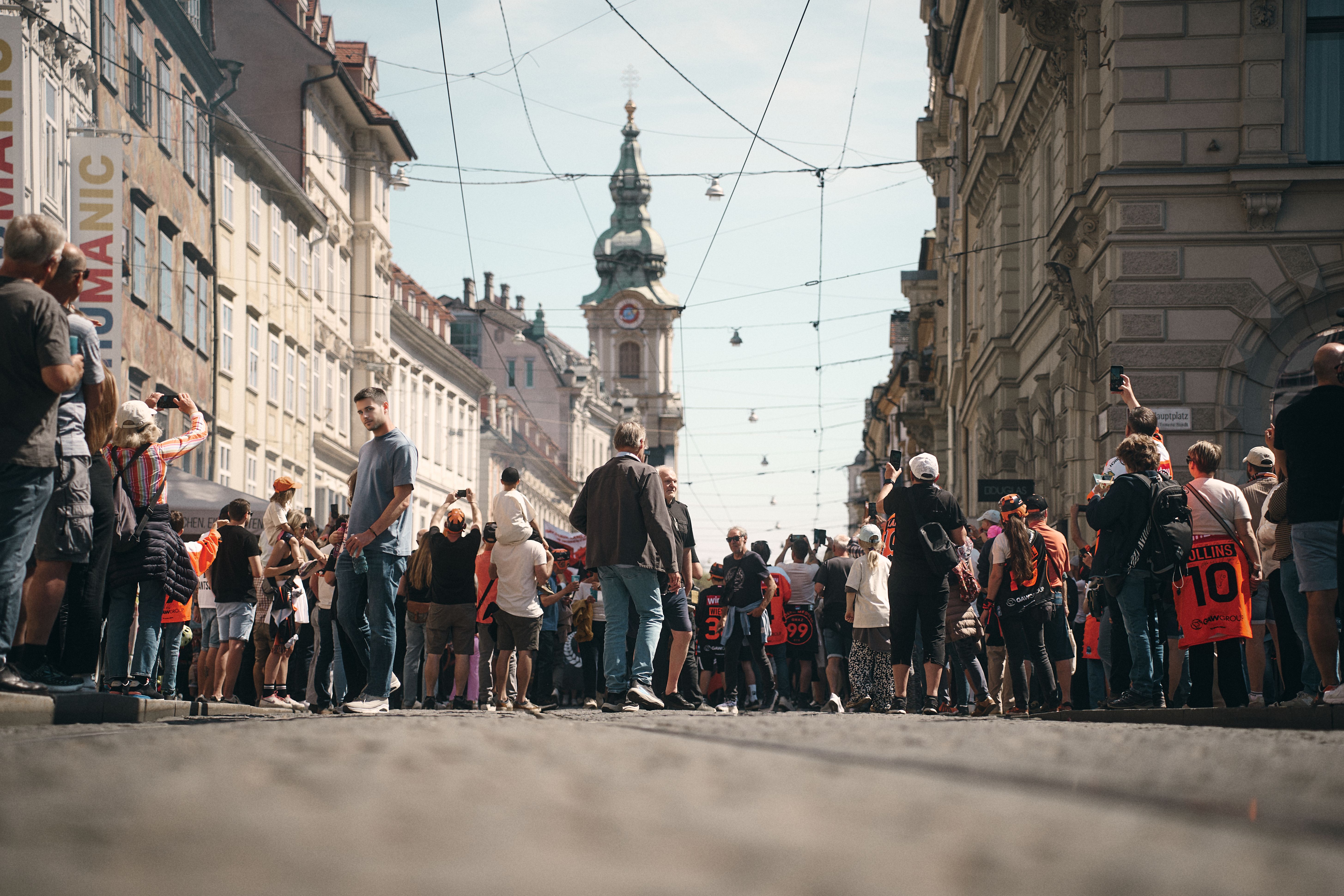 Topic: Why public opinion matters and how to measure it — Photo by Lukas Kaufmann on Pexels