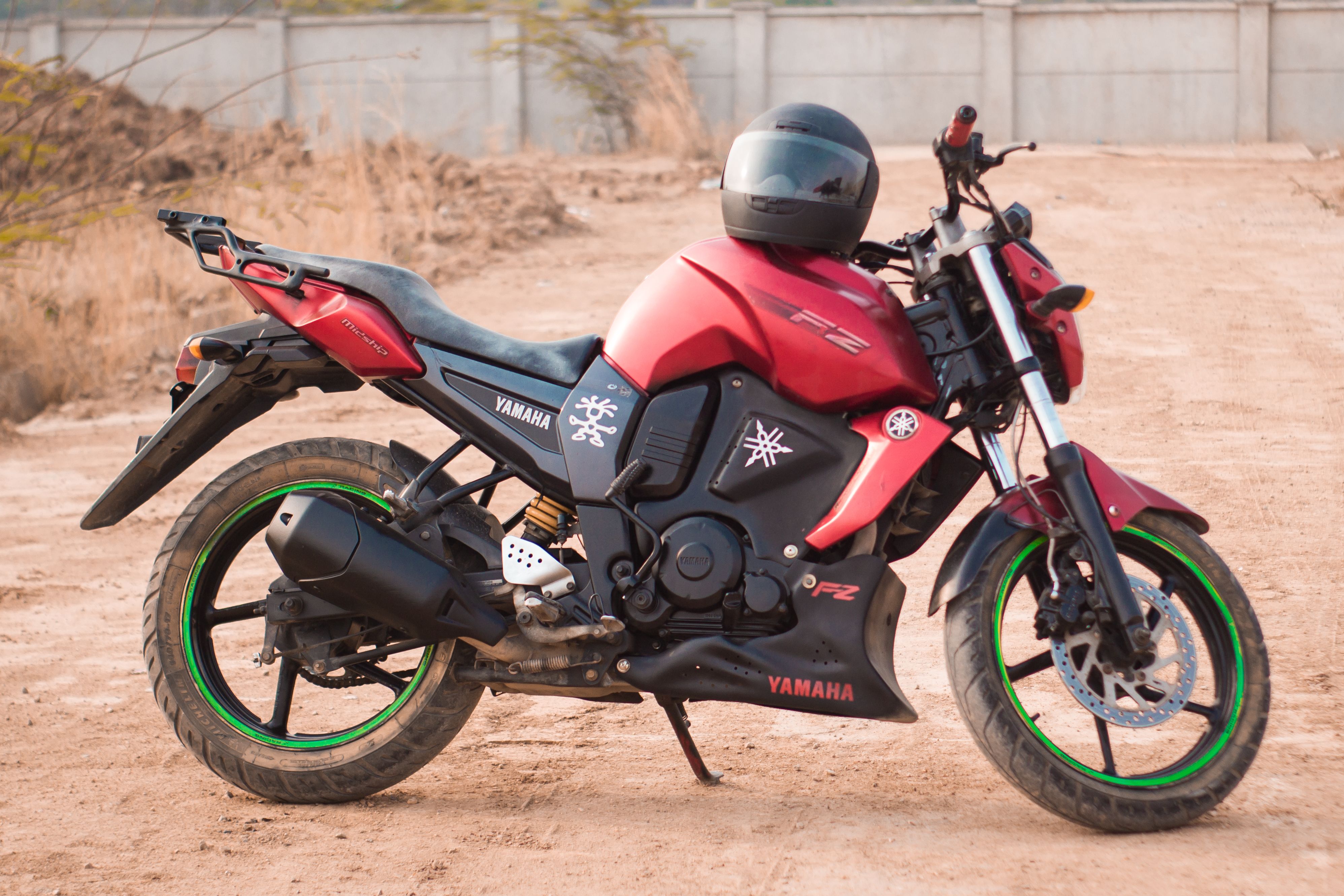 Yamaha FZ 16