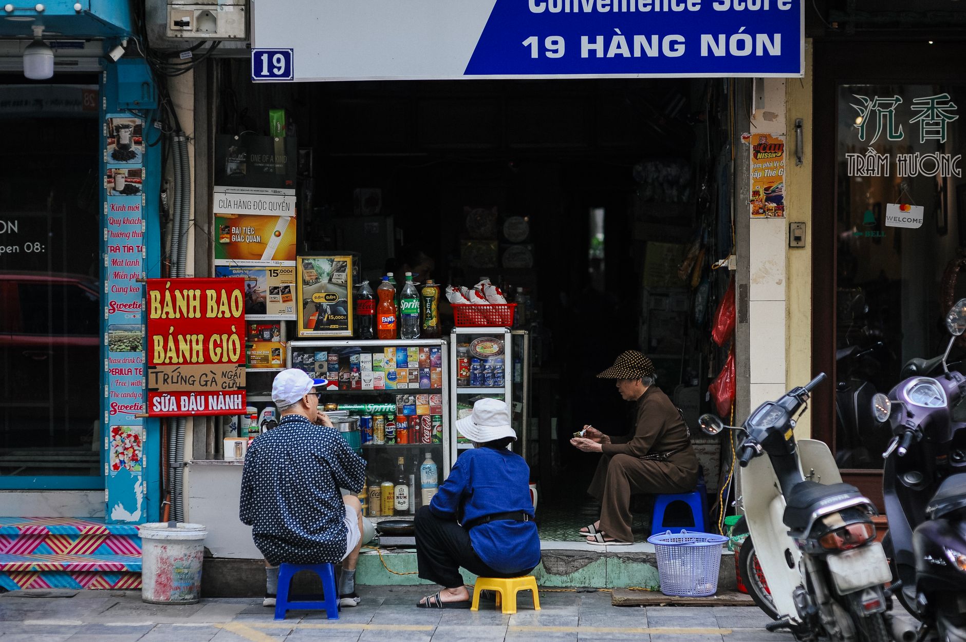 Cửa hàng tiện lợi và làn sóng tiêu dùng Gen Z: Thay đổi diện mạo bán lẻ Việt Nam