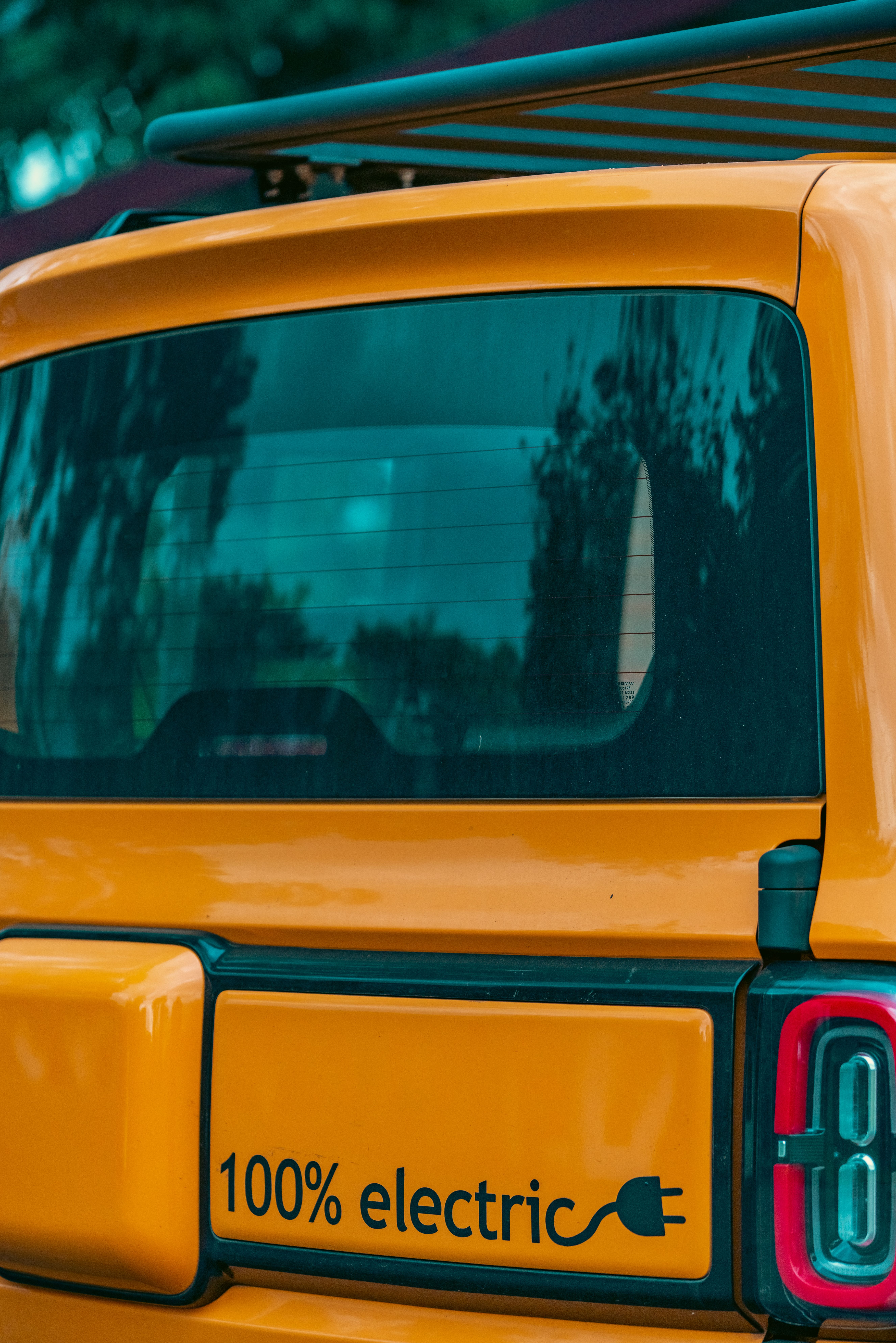 Xe bán tải điện Ford thử nghiệm trong điều kiện tuyết giá