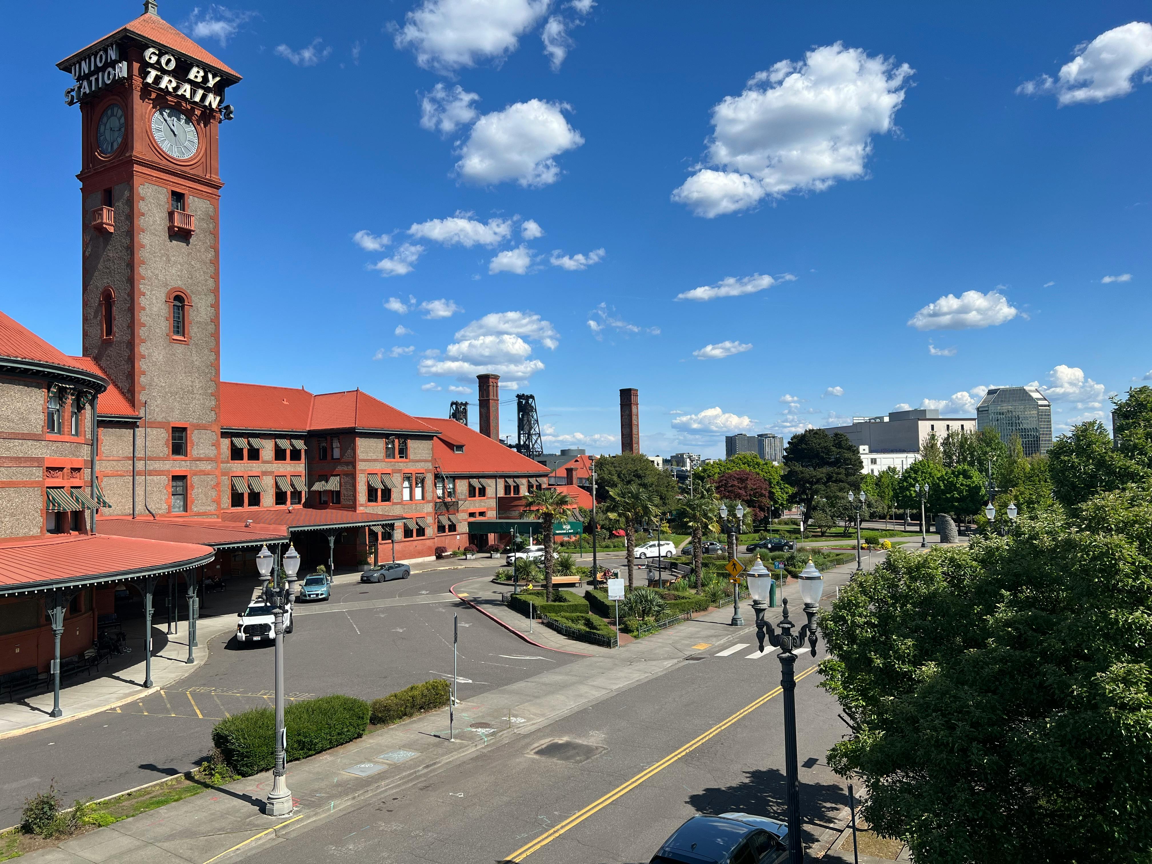 Portland leaders propose tax cut for small businesses by raising exemption threshold — Photo by Erika Browne on Pexels