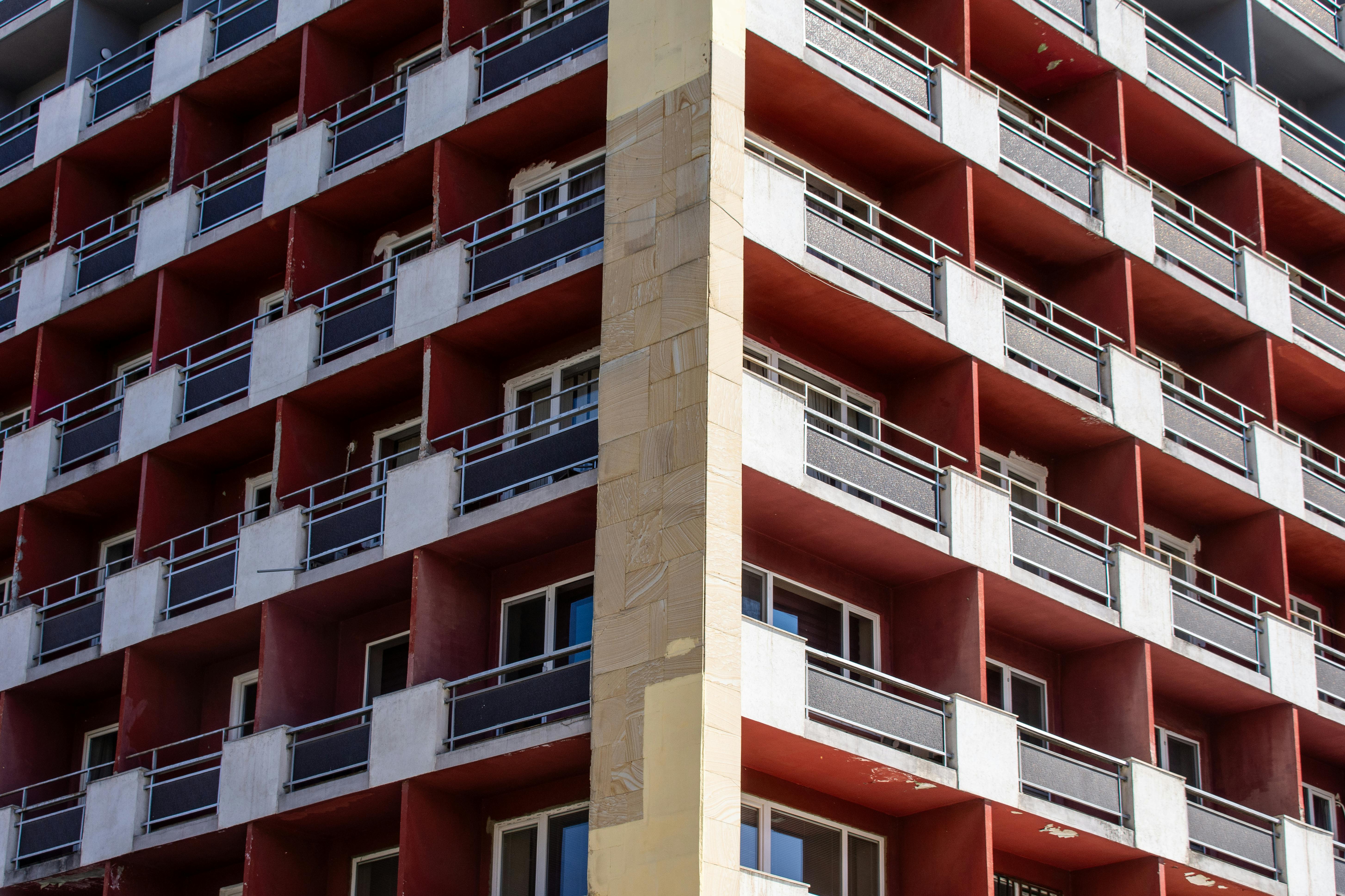 We’ve built a property management tool for small landlords — Photo by wal_ 172619 on Pexels