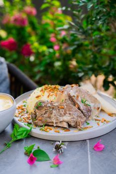 Agneau et riz à la Mastawa