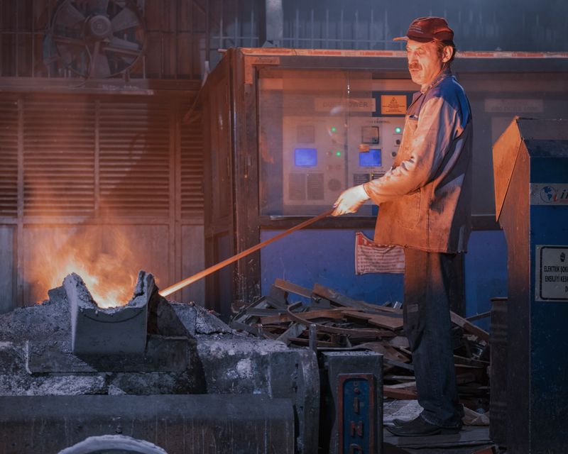 Typical use — Industrial worker using protective equipment against heat and flame hazards