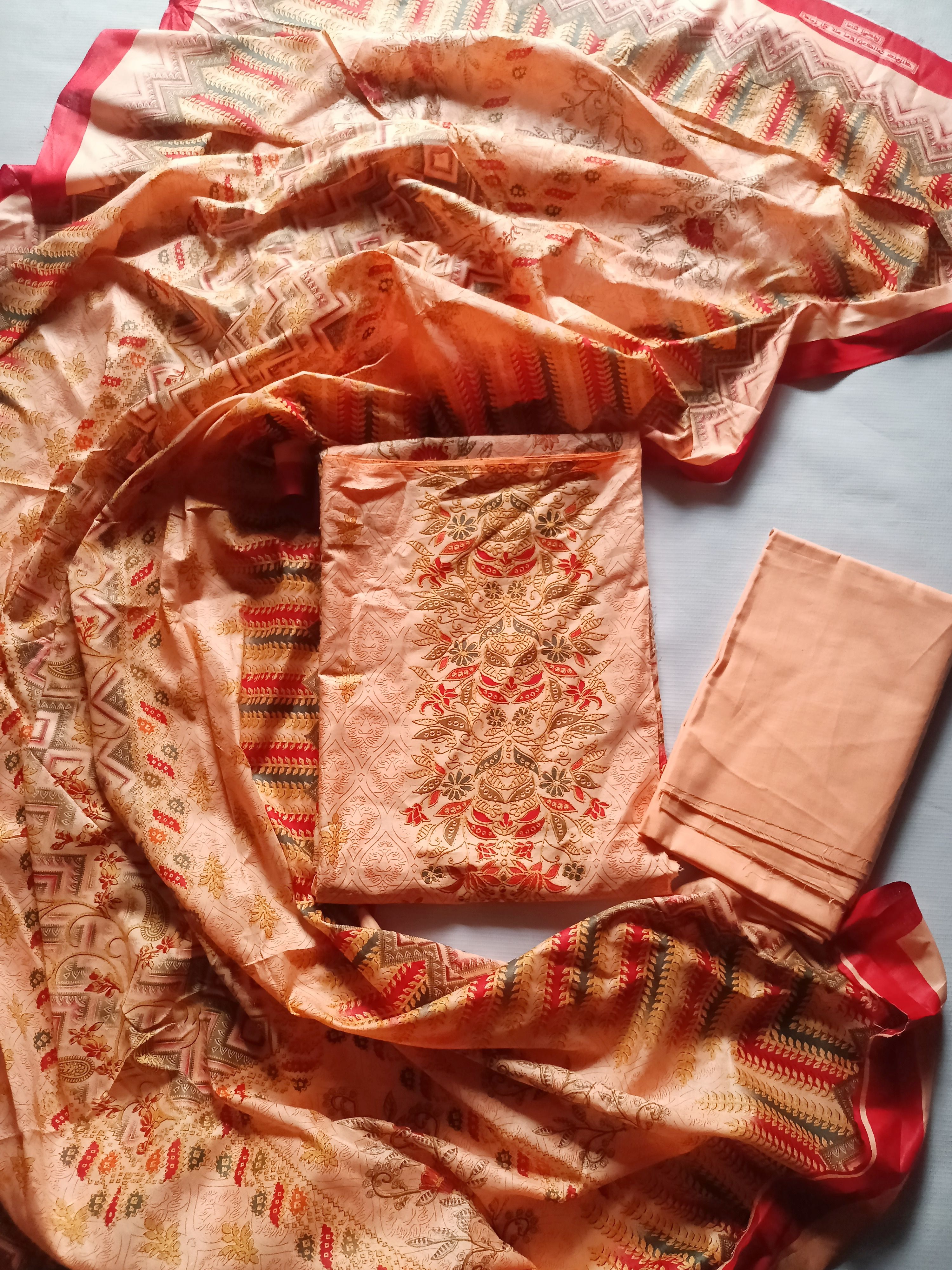 Dress Material Photos, Download The BEST Free Dress Material Stock Photos &  HD Images