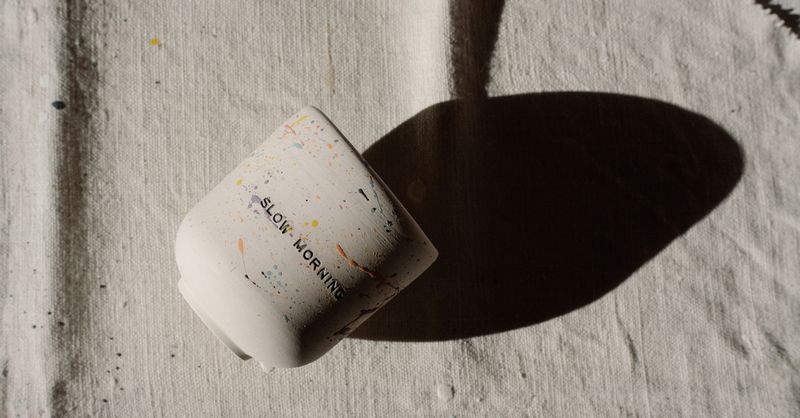Slow design et objets durables : comment l’atelier change quand on décide de faire mieux, pas plus