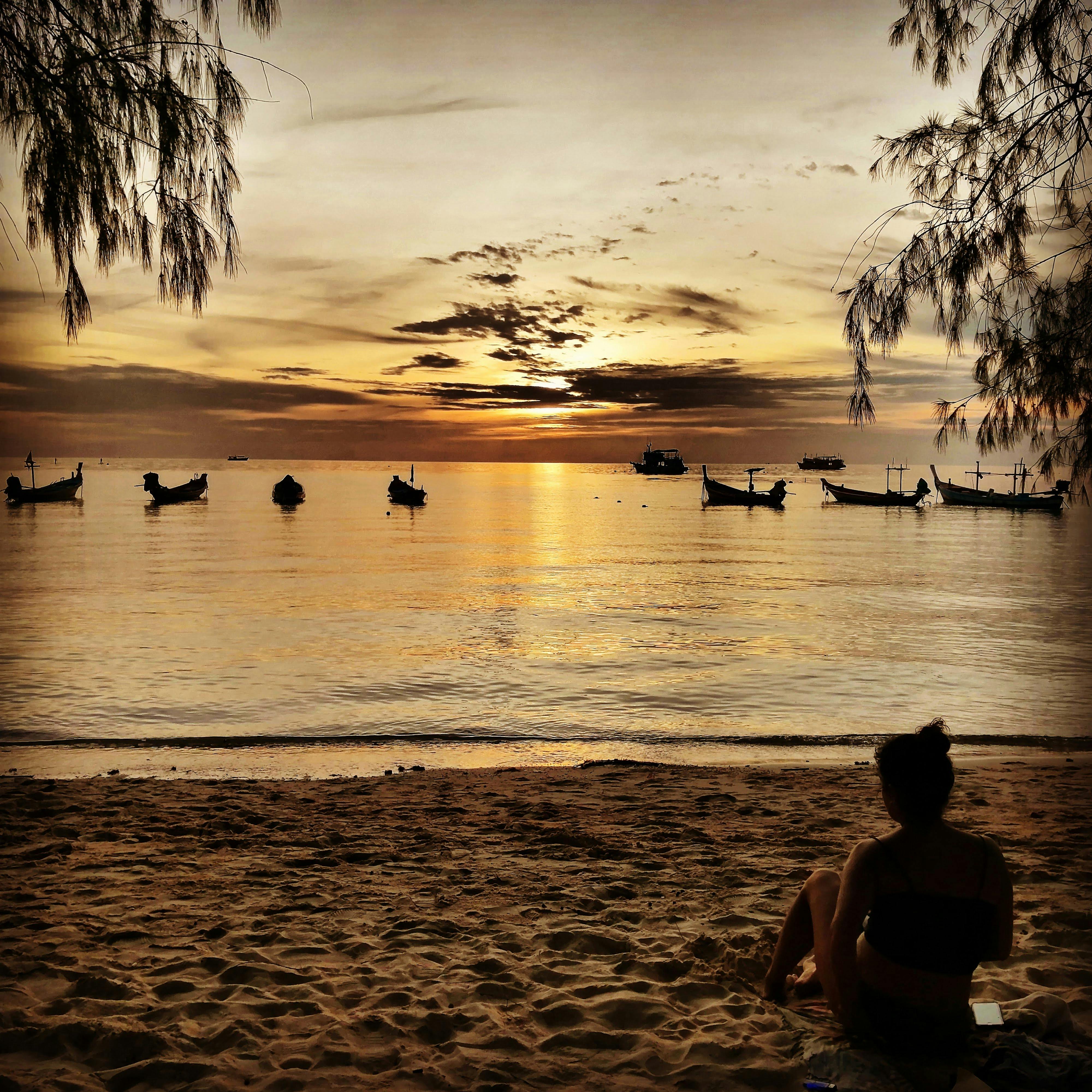 Hành khách làm thủ tục check-in tại sân bay