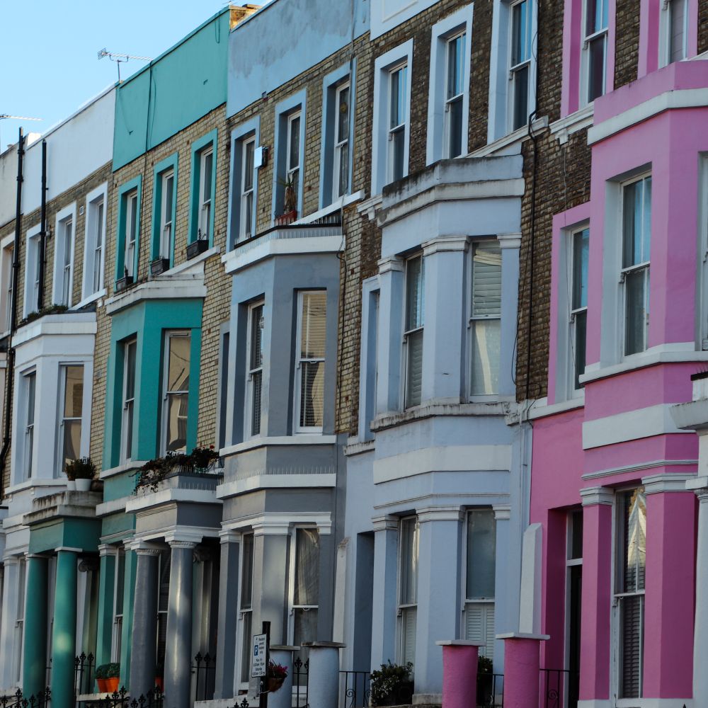 Lower Kingswood — movers carrying boxes for a flat move