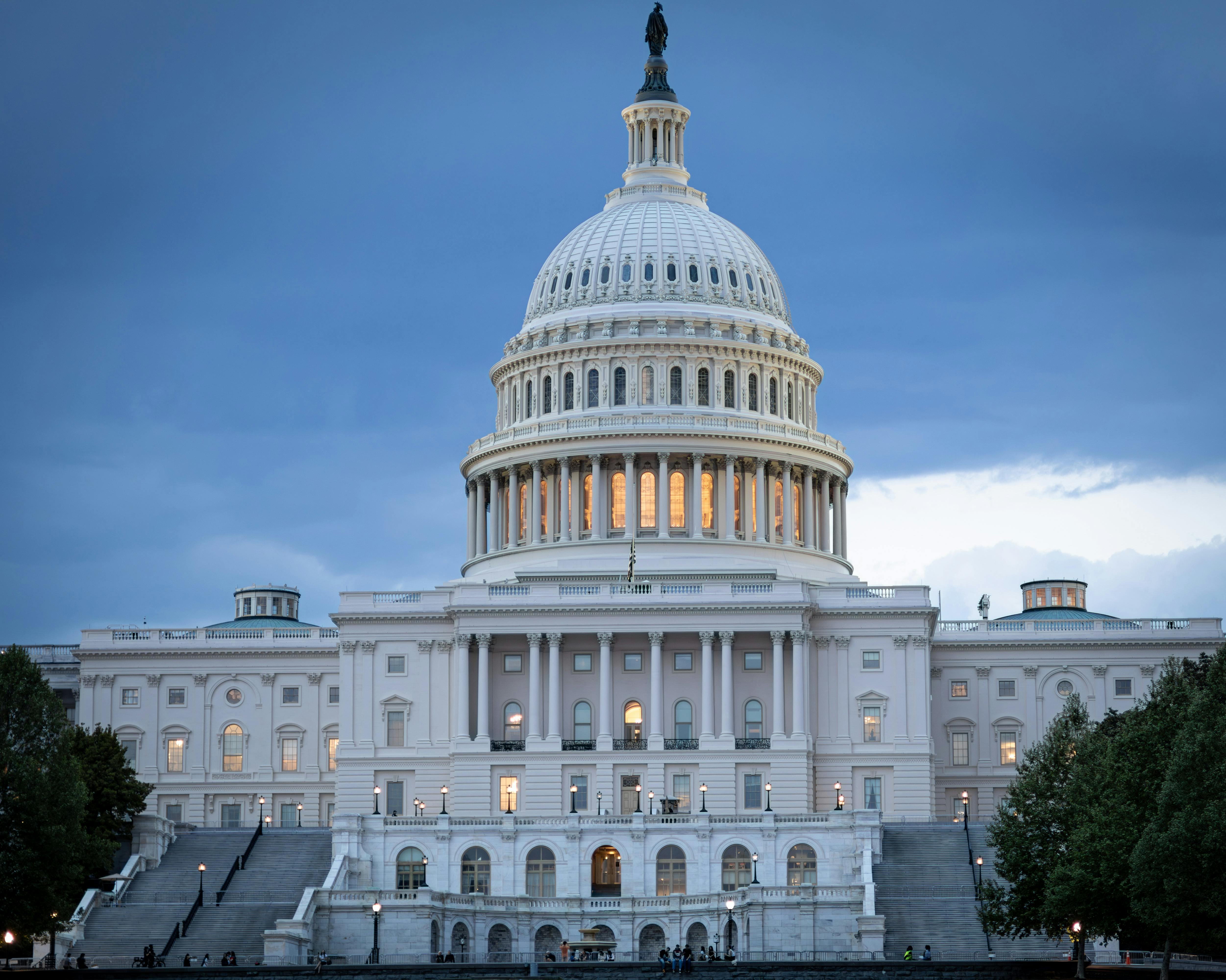 US Public Opinion and the Midterm Congressional Elections — Photo by Leo Lu on Pexels