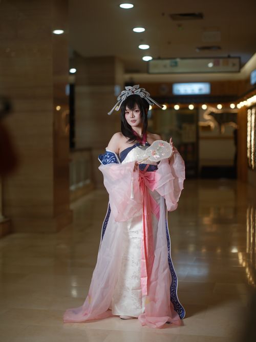 Free Graceful cosplay captured indoors in Việt Nam showcasing cultural attire. Stock Photo