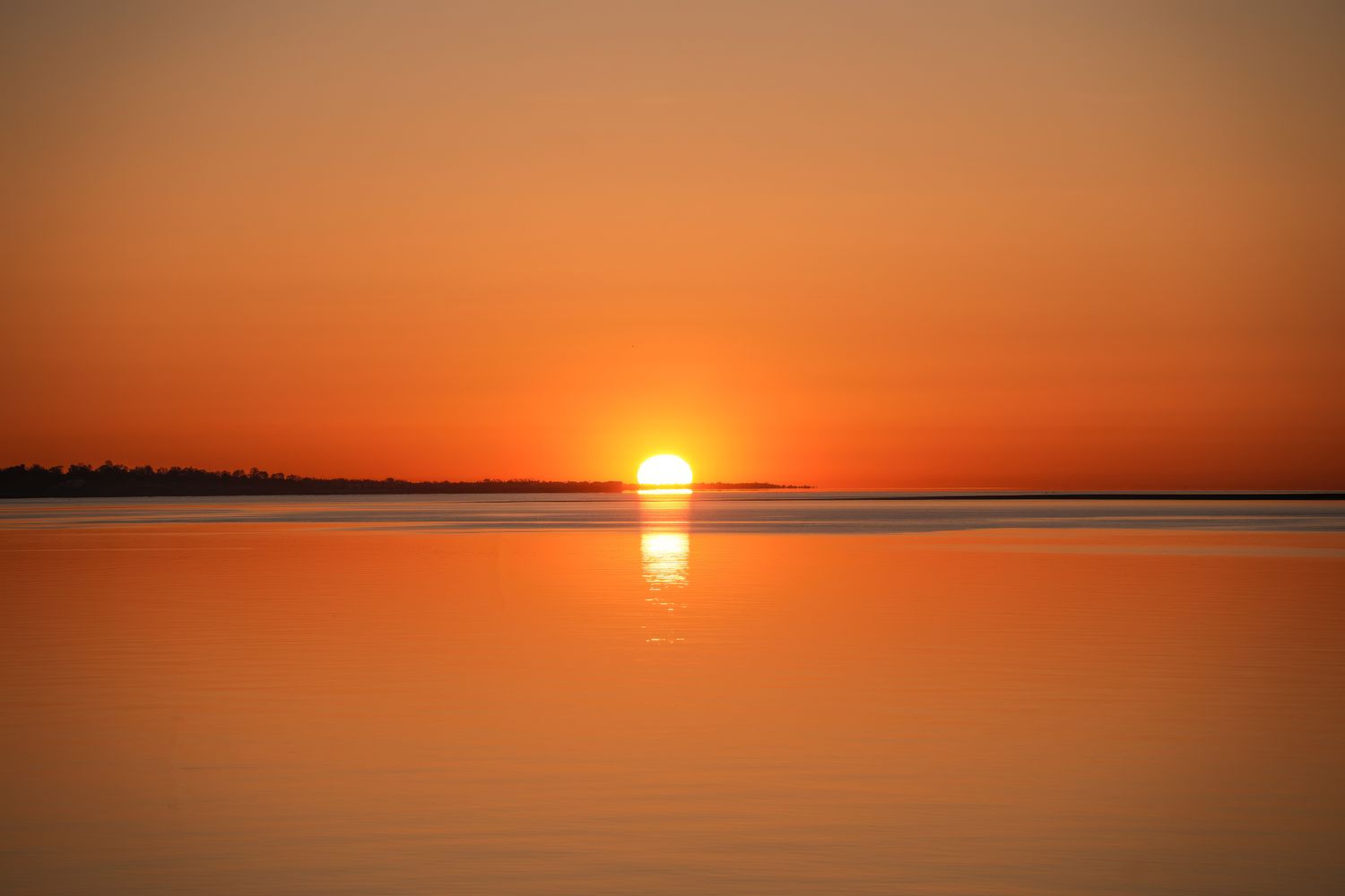 Sunrise Over Water Photos, Download The BEST Free Sunrise Over Water ...