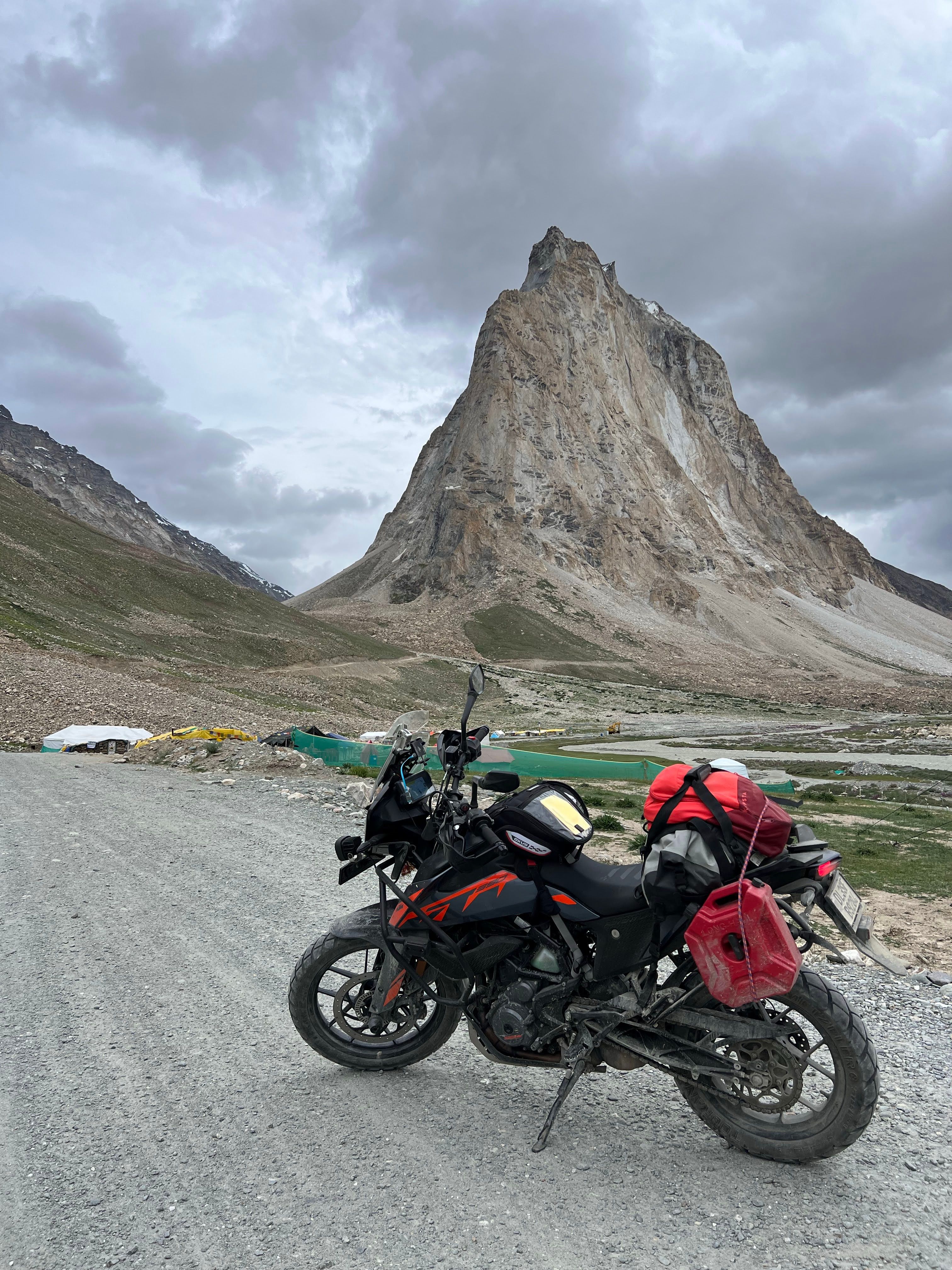 Bike carrier for a complete breakdown recovery