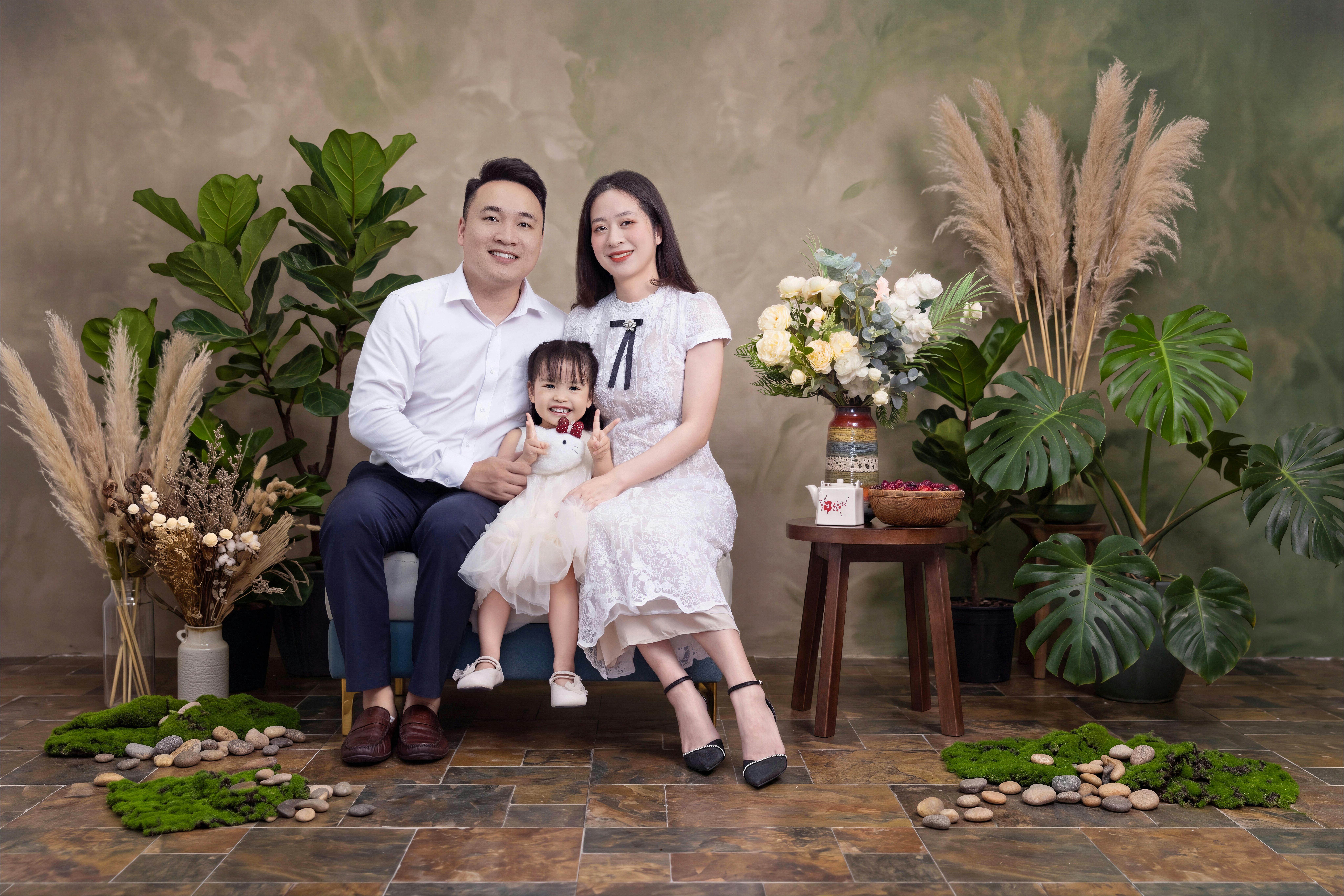 Traveller family set to be moved to Derbyshire council depot opposite tip and cemetery — Photo by Giang Đỗ on Pexels