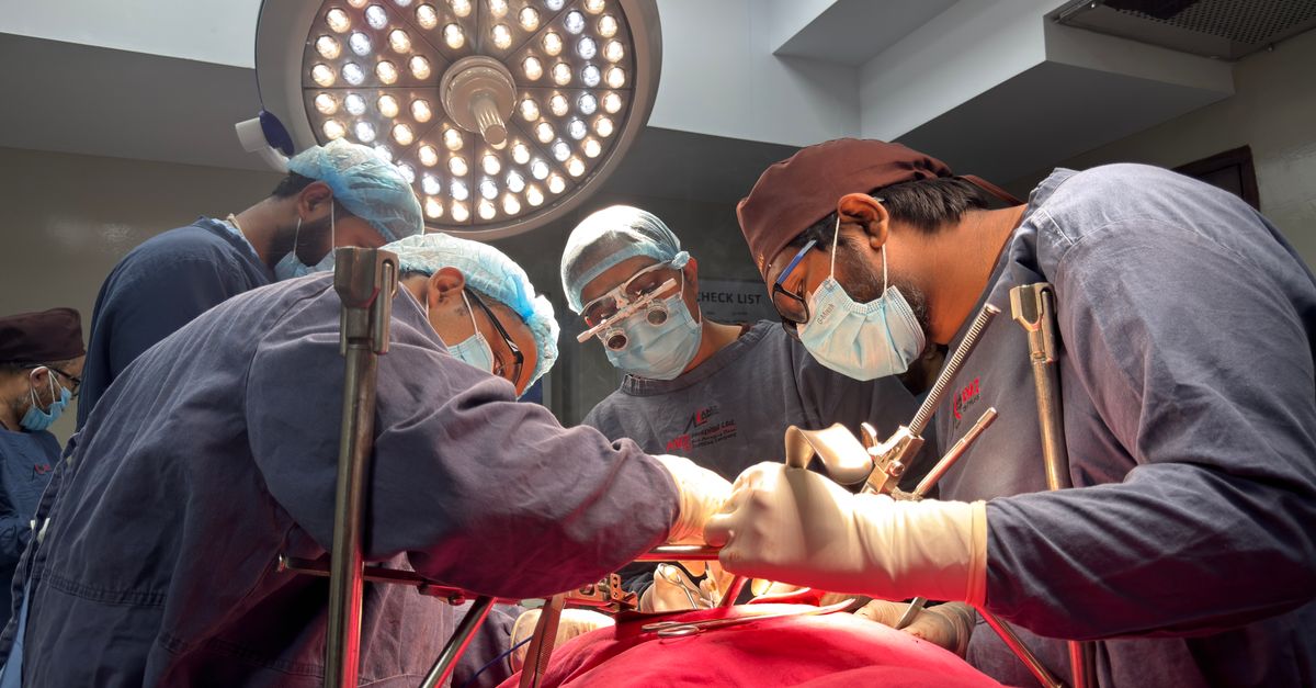 Medical Device Sector Criticizes Draft Bill for Pharma-Like Regulations