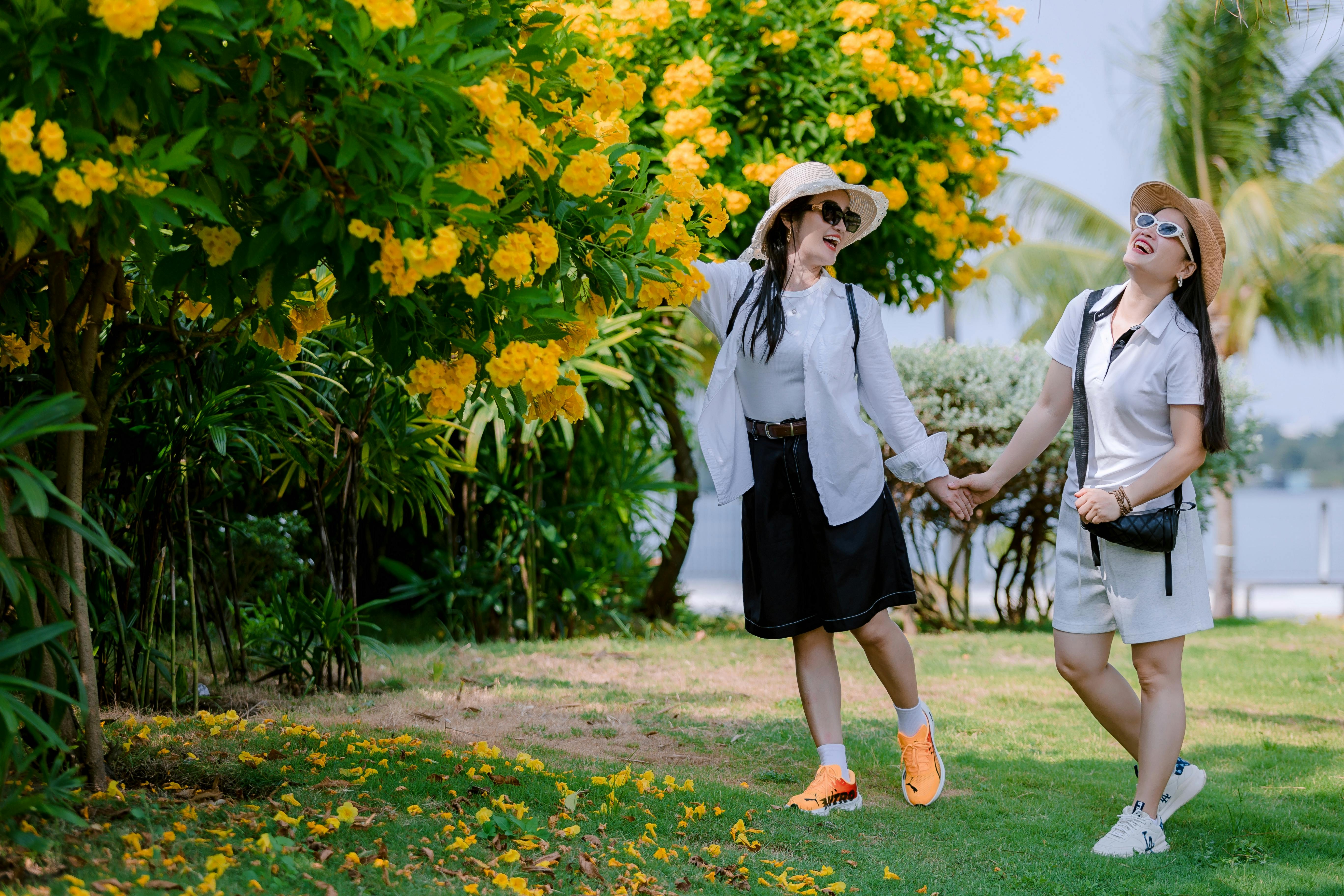 20 Size-Inclusive Fashion Brands To Shop For Your Summer Wardrobe — Photo by 🇻🇳🇻🇳Nguyễn Tiến Thịnh 🇻🇳🇻🇳 on Pexels
