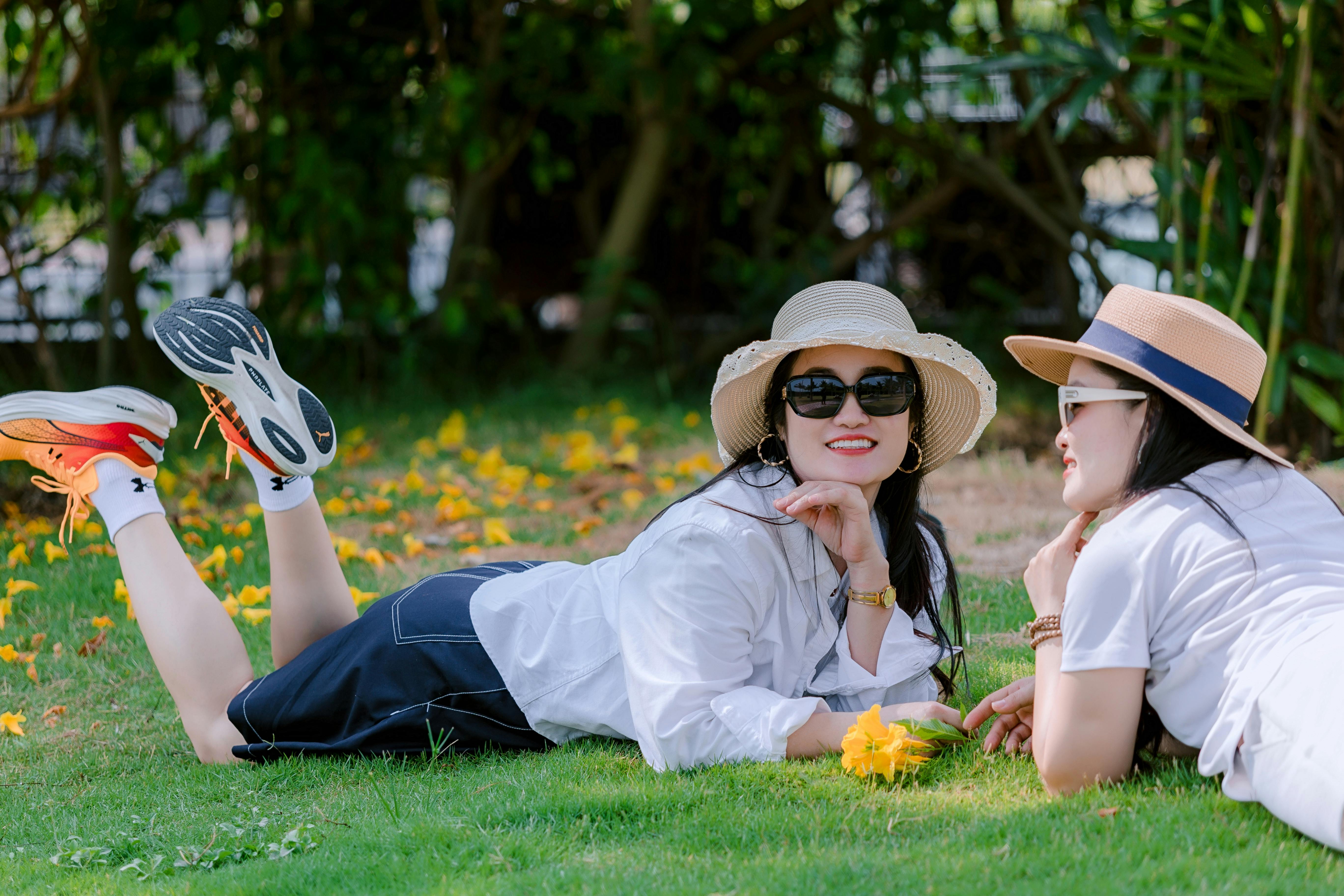 20 Size-Inclusive Fashion Brands To Shop For Your Summer Wardrobe — Photo by 🇻🇳🇻🇳Nguyễn Tiến Thịnh 🇻🇳🇻🇳 on Pexels