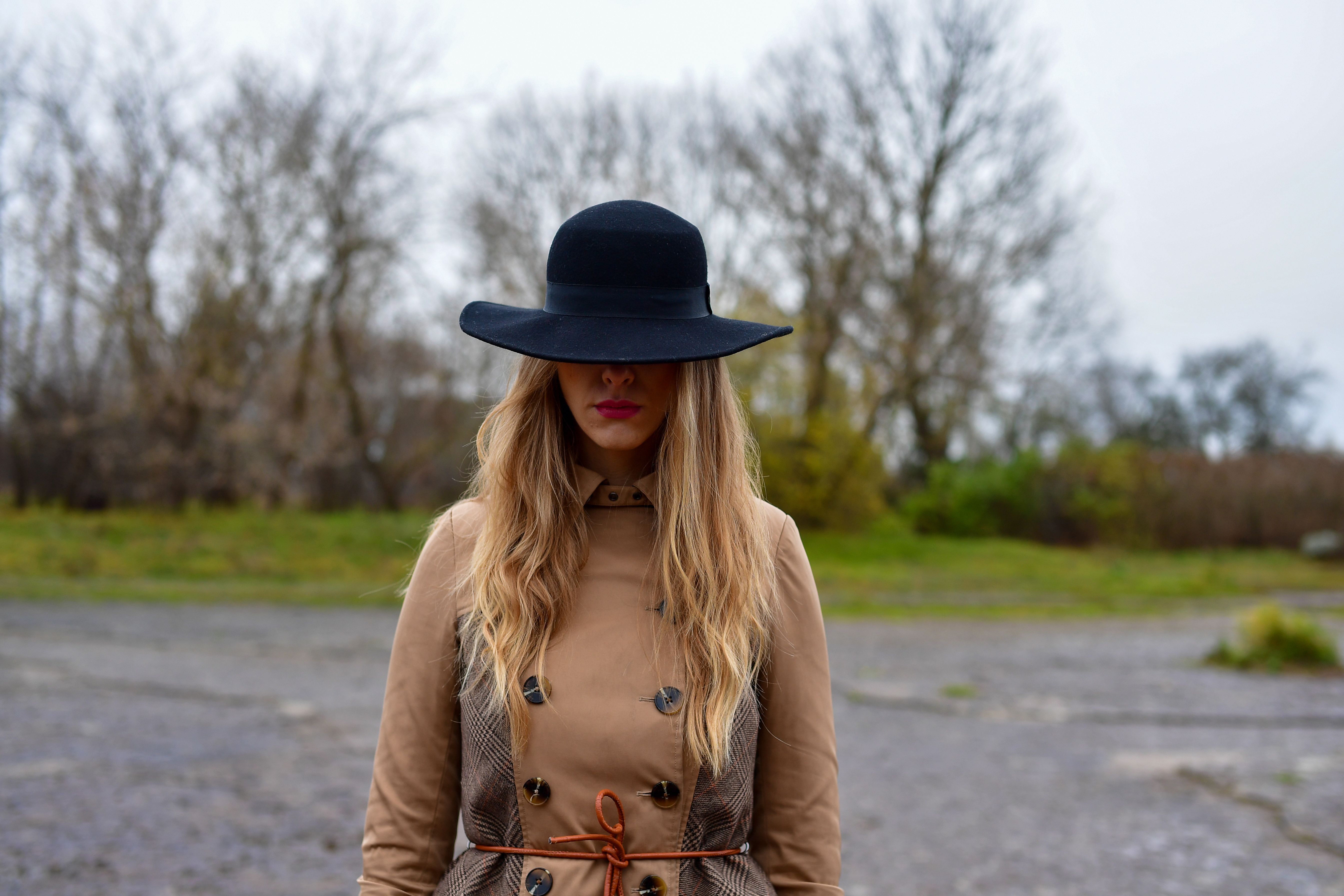 Manteau femme mi-saison : l'élégance de l'automne