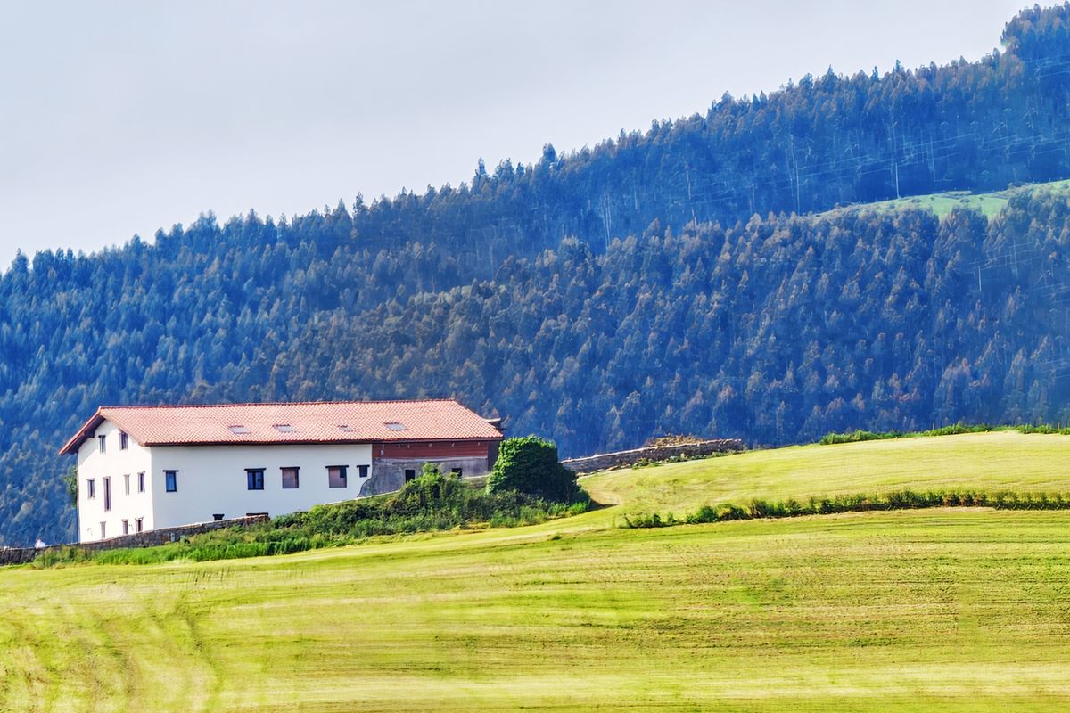 Masías en el campo catalán