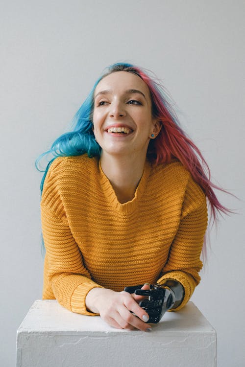 Kostnadsfri bild av amputerad, färgat hår, handikapp