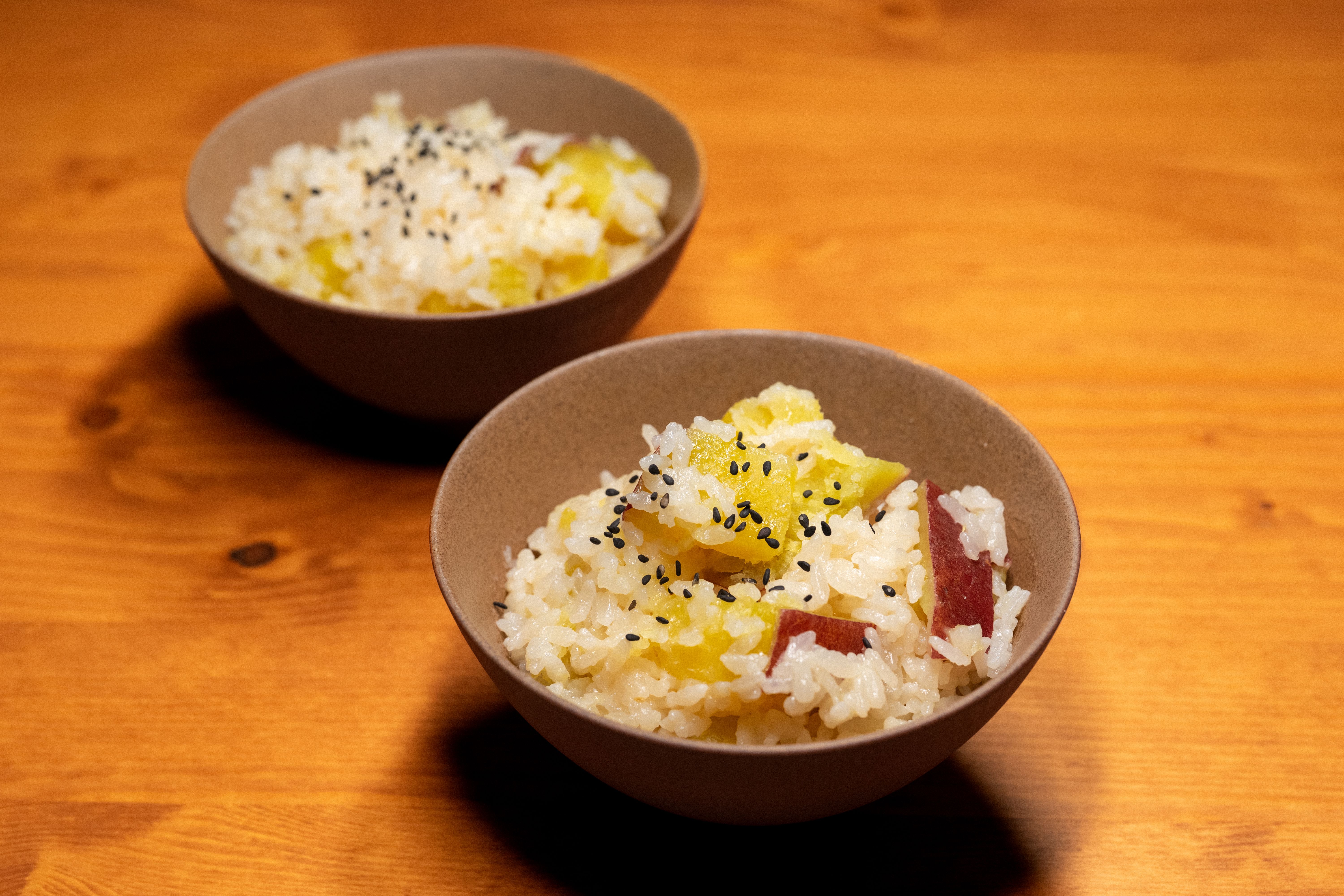 冰块放在米饭上微波加热