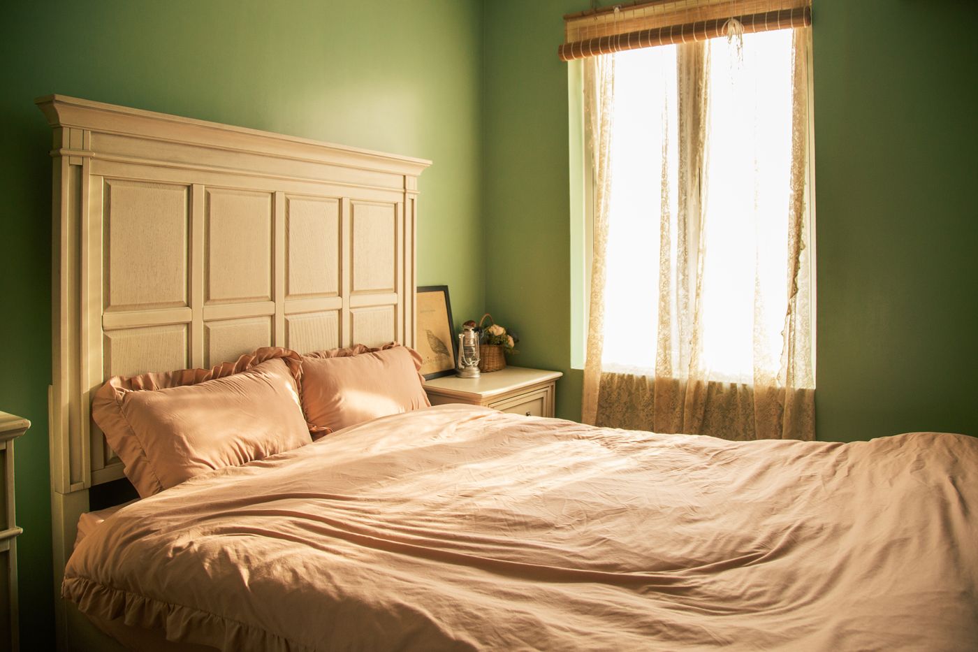 Soft modern bedroom