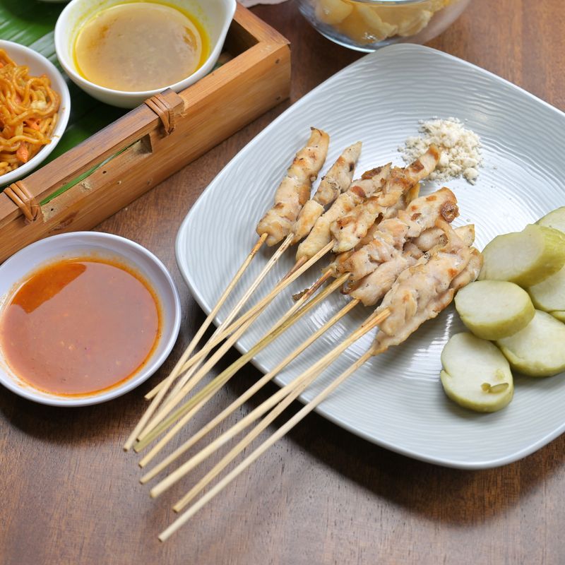 Chicken Satay with Peanut Sauce