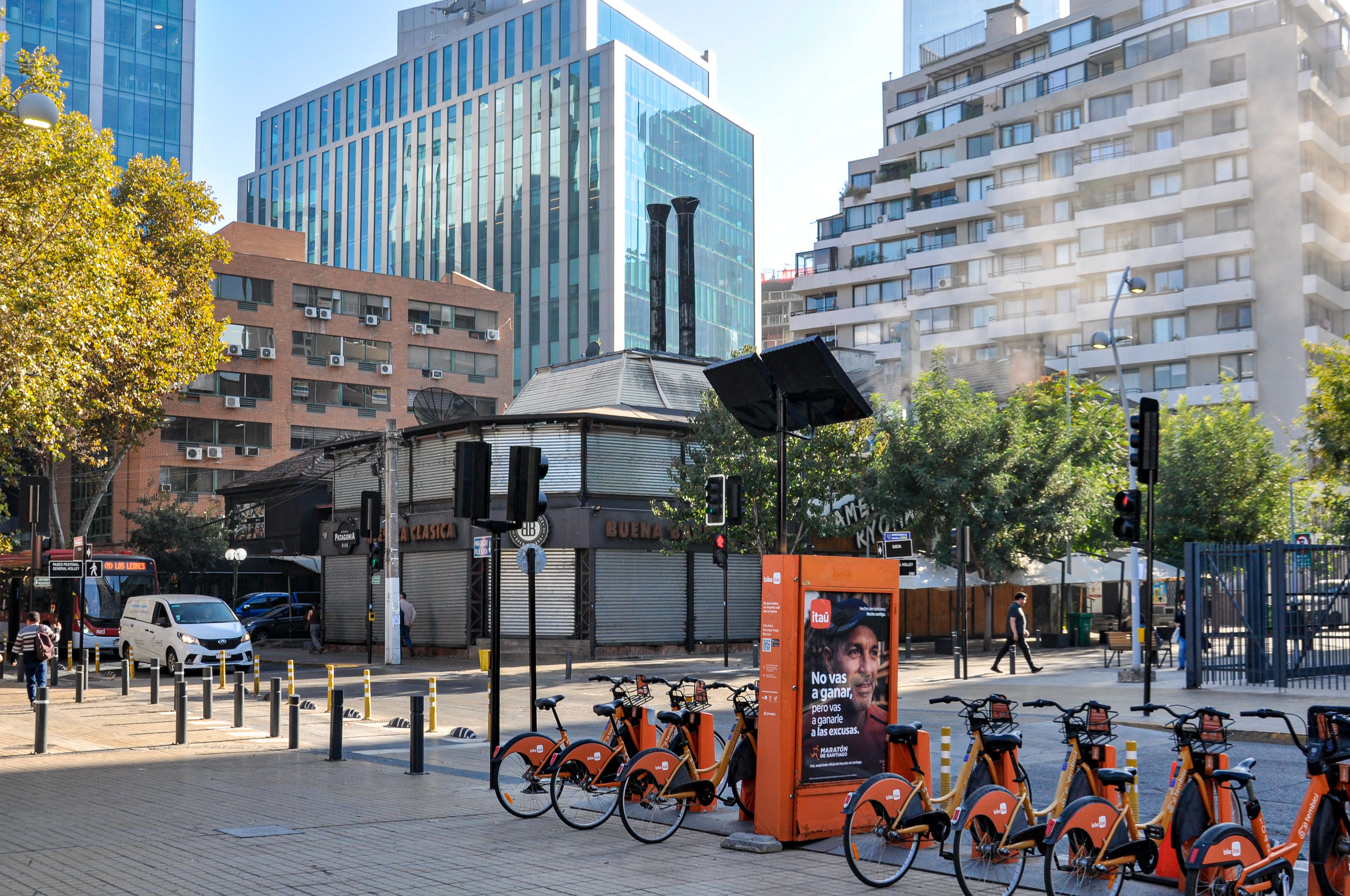 Rentler Partners with TurboTenant to Expand Free Property Management Capabilities for Landlords — Photo by Nikolai Kolosov on