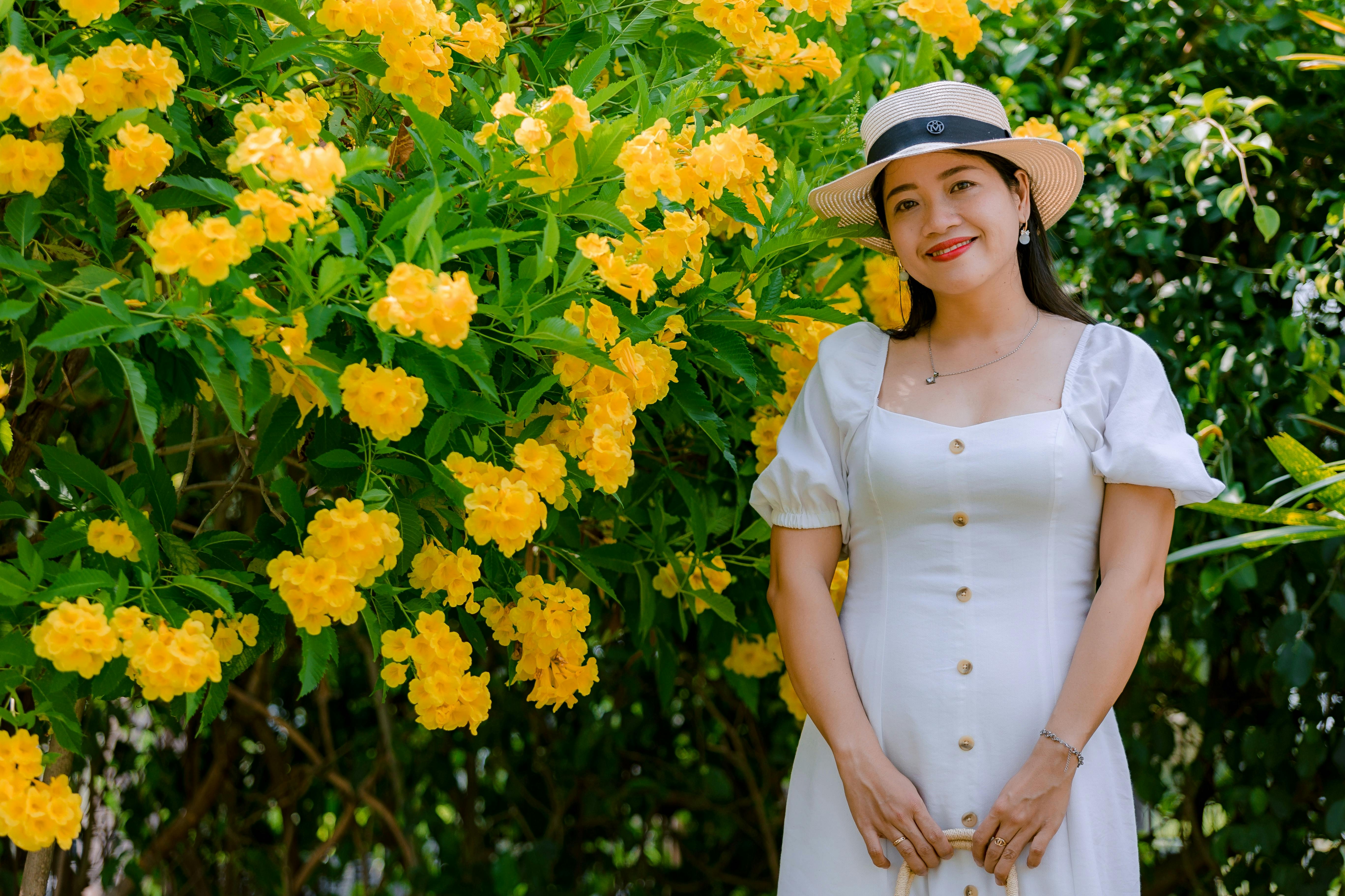 In HelloNation, Property Management Expert Jennifer Oliver Highlights When to Hire a Property Manager — Photo by 🇻🇳🇻🇳Nguy