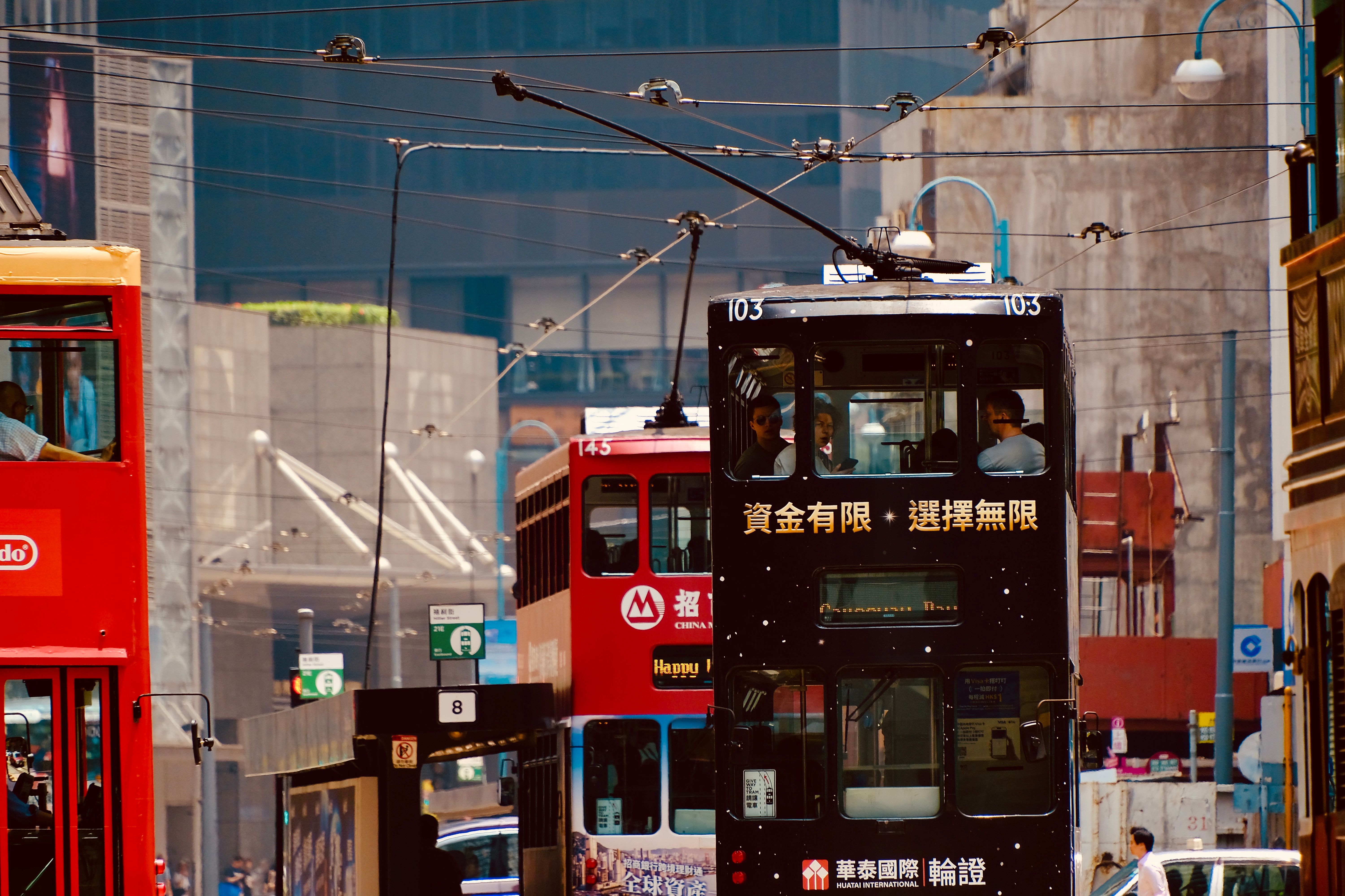 香港3天2晚行程怎么排不赶？圆周旅迹AI规划动线加吃喝配图