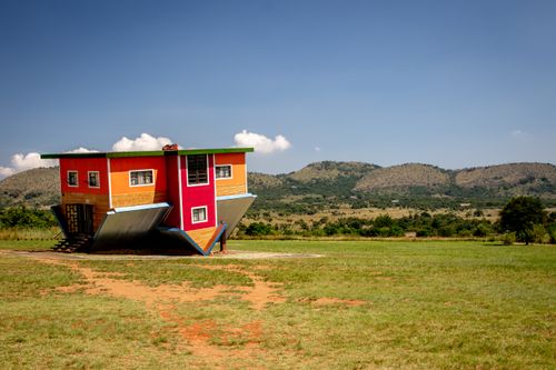 Free Discover the vibrant upside down house in the countryside of Hartbeespoort, South Africa. Stock Photo