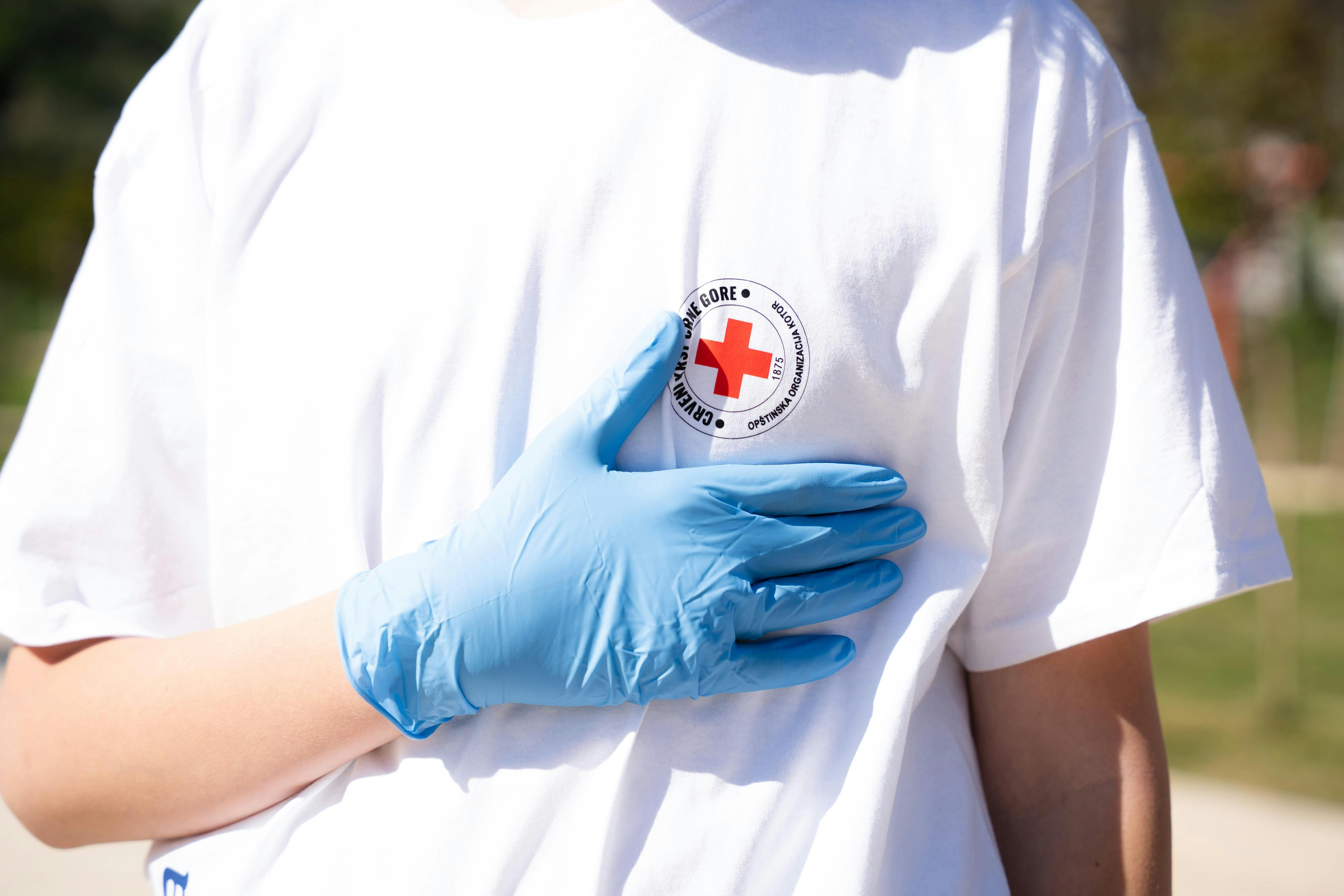 How Johnson &amp; Johnson is helping healthcare providers remotely monitor and support patient health — Photo by Drago Rapova