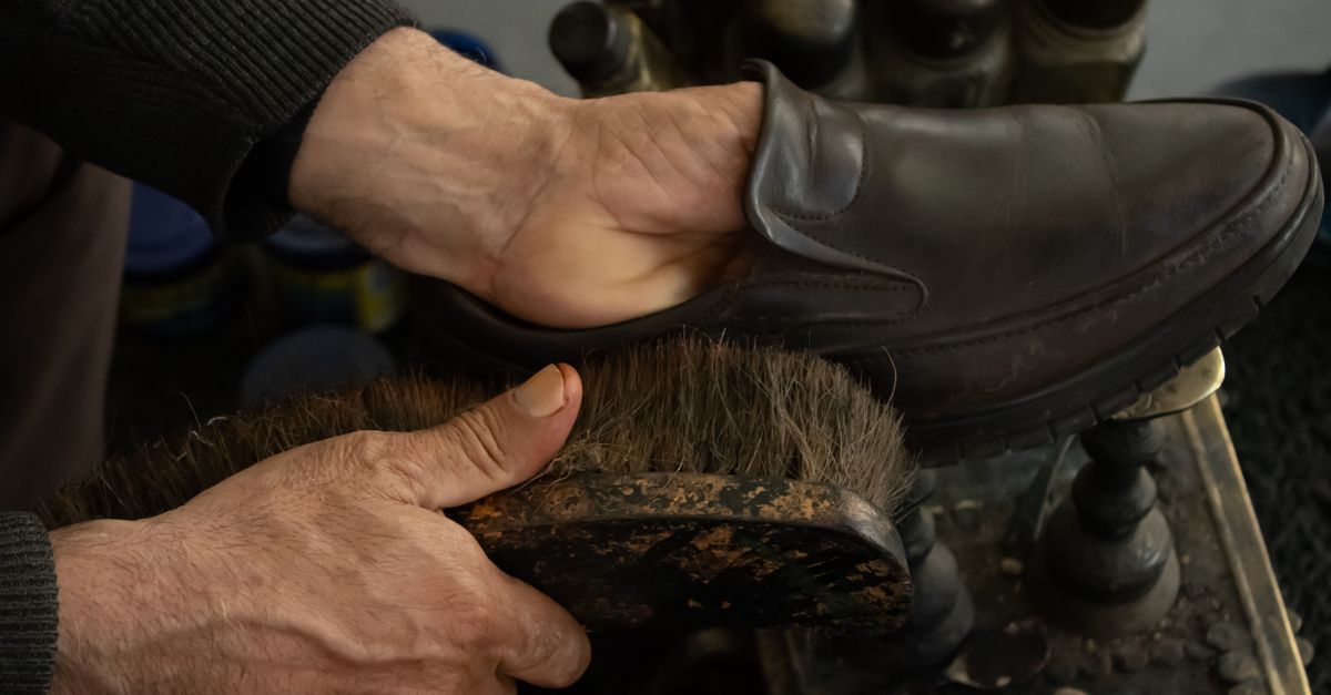 Chaussures cirage : Techniques et produits pros
