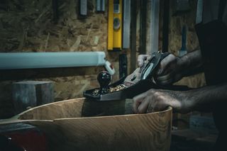 Video thumbnail — smoothing wood with a hand plane, photo by Gizem toprak on Pexels