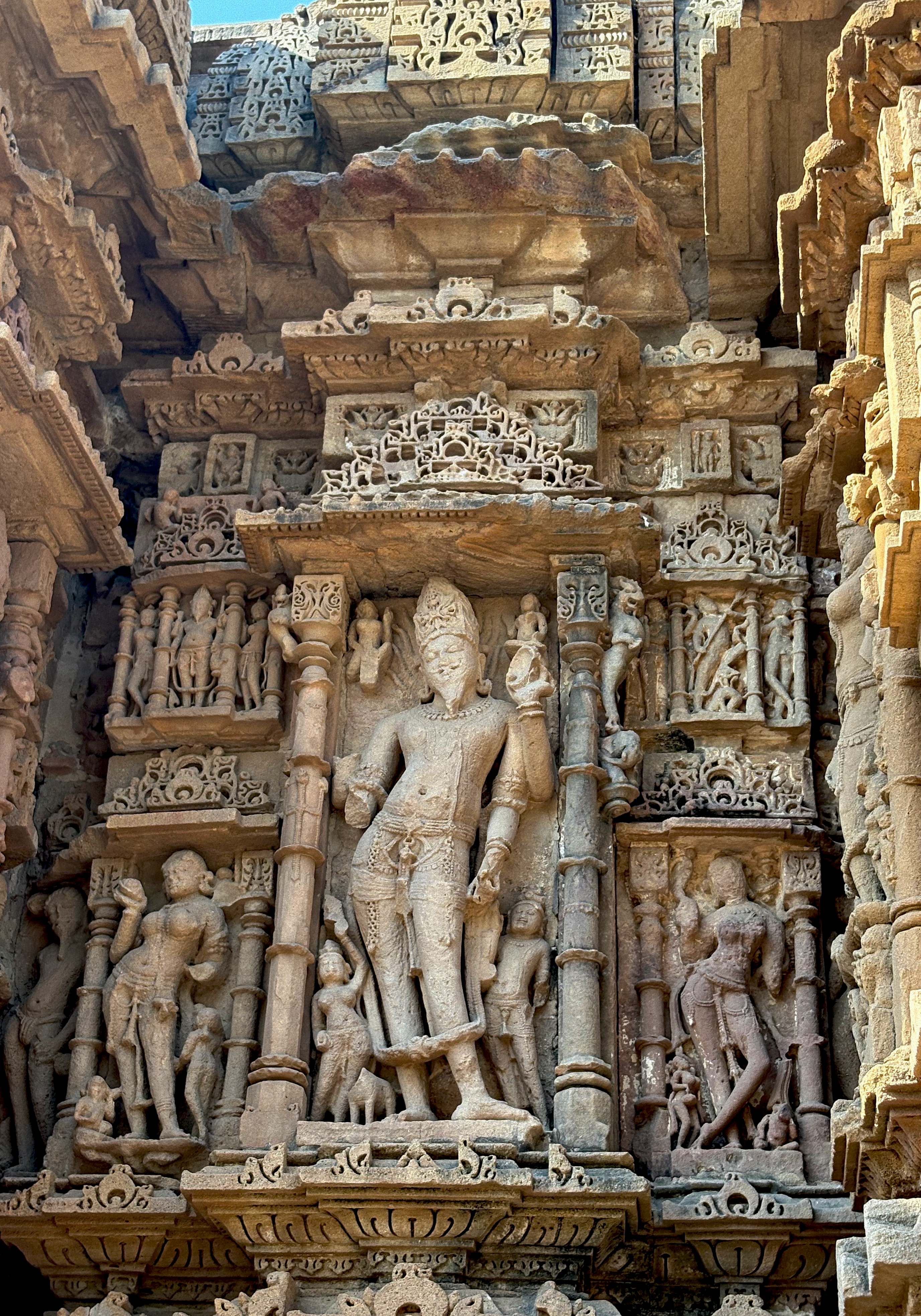 Lingaraj Temple — History, Significance & Jyotish Connection