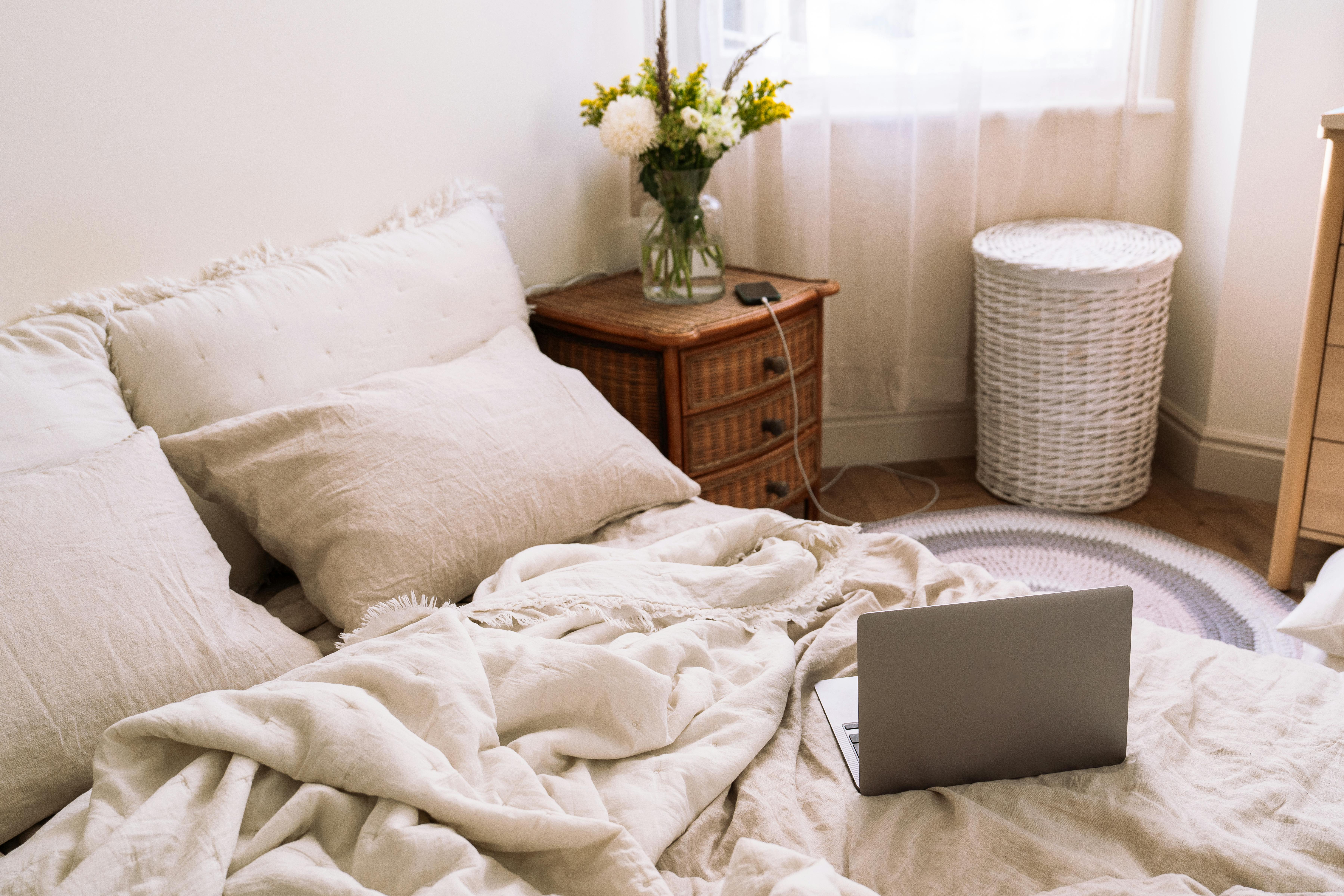 plastic-free bedroom natural linen bedding reduce microplastics while sleeping
