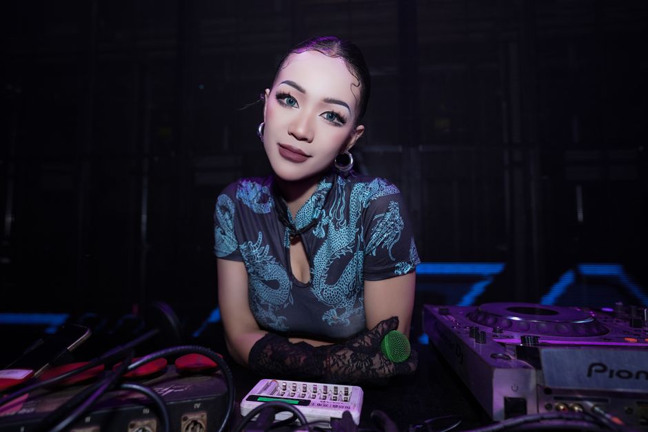 Trang điểm gala dinner sinh viên tại Hà Nội — Lâu lơi, nổi bật