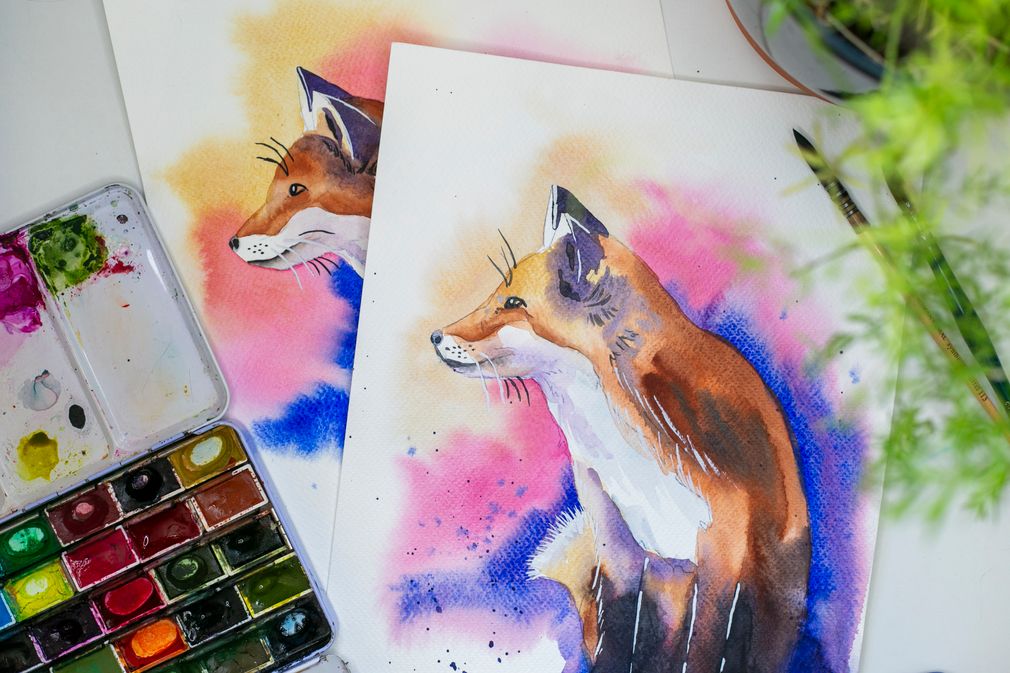 Watercolour fox studies from the set, photo by Anna Krupa on Pexels
