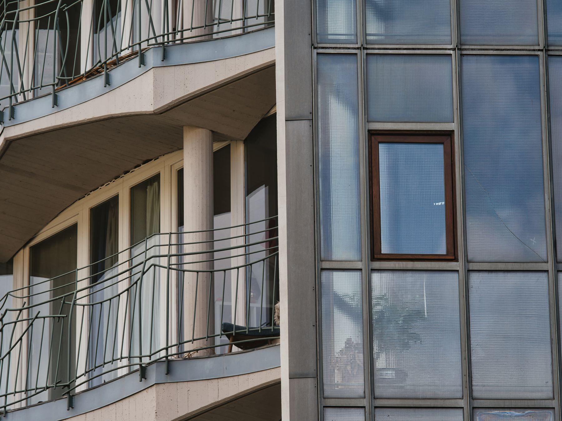 uPVC Spraying in New Addington — walls rolled to an even, flat finish