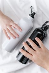 Trailmark insulated flask — cottonbro studio on Pexels