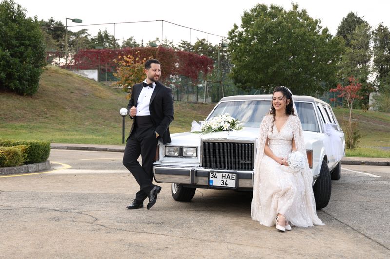 Wedding limo Toronto
