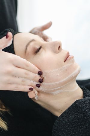 Routine beauté du matin au savon noir et karité