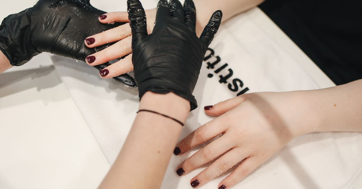 Manicure & Nail Design