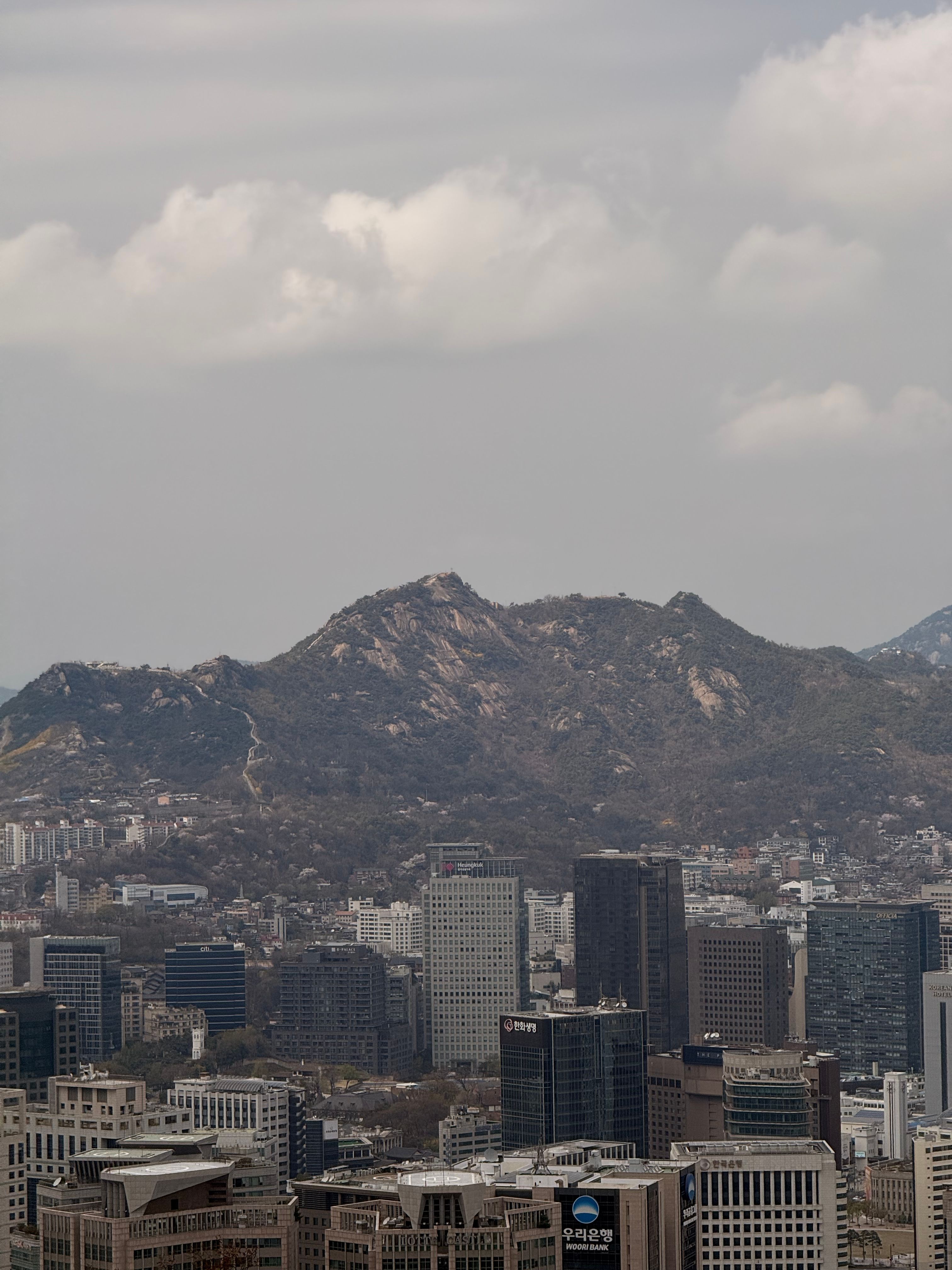 북한산에서 바라본 서울 야경