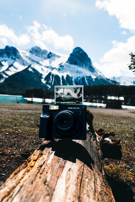 Instax Wide 400: A Revolução da Fotografia Analógica em um Mundo Dominado pela IA