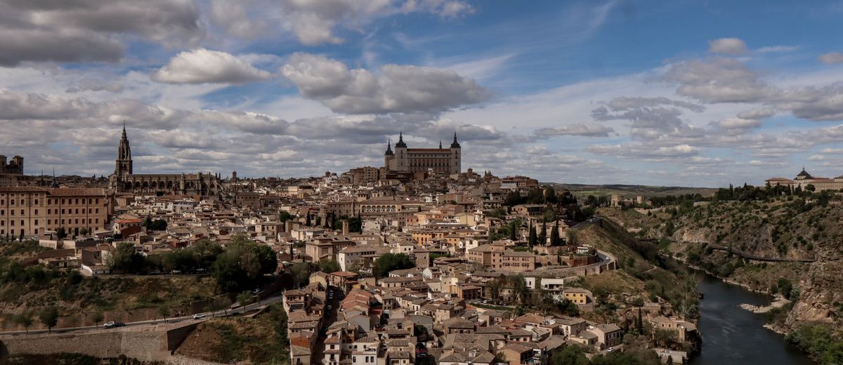 Vista de Toledo con el Alcázar
