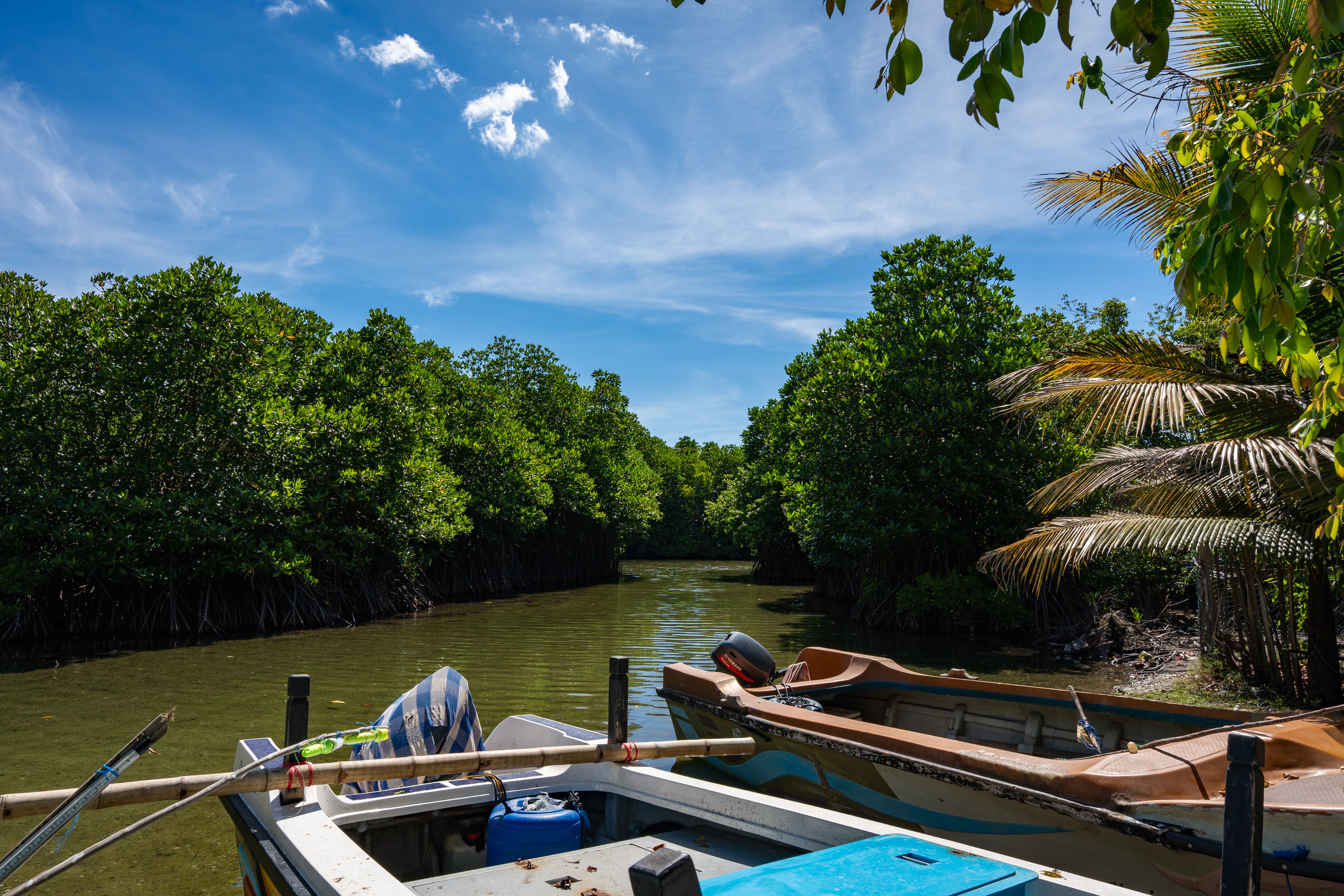 Naaval Hotel Batticaloa: Waterfront Stay on the Lagoon
