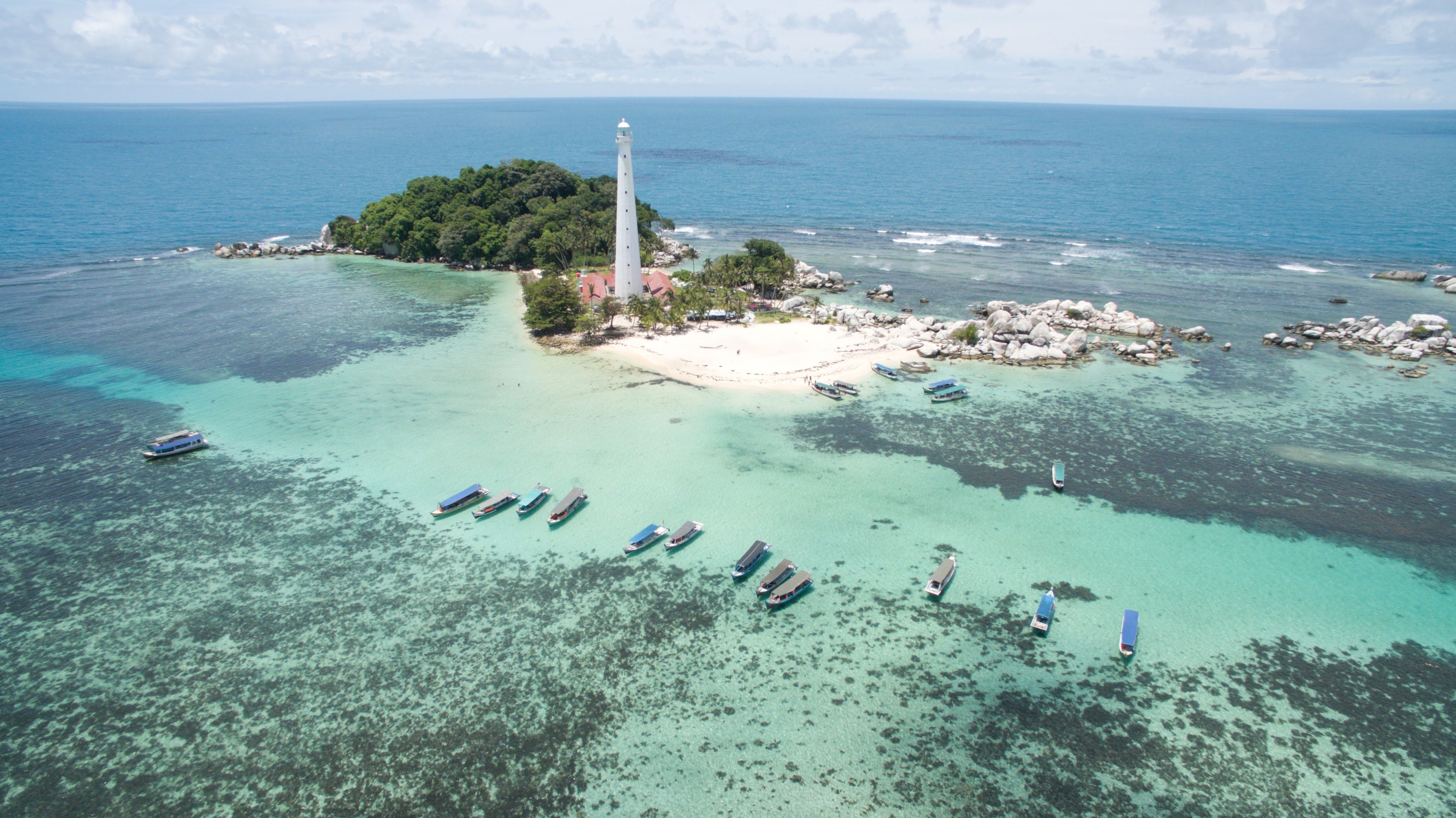 Misteri Batu Cinta Pulau Panyang: Legenda Cinta Abadi yang Masih Dipercaya Warga Hingga Kini