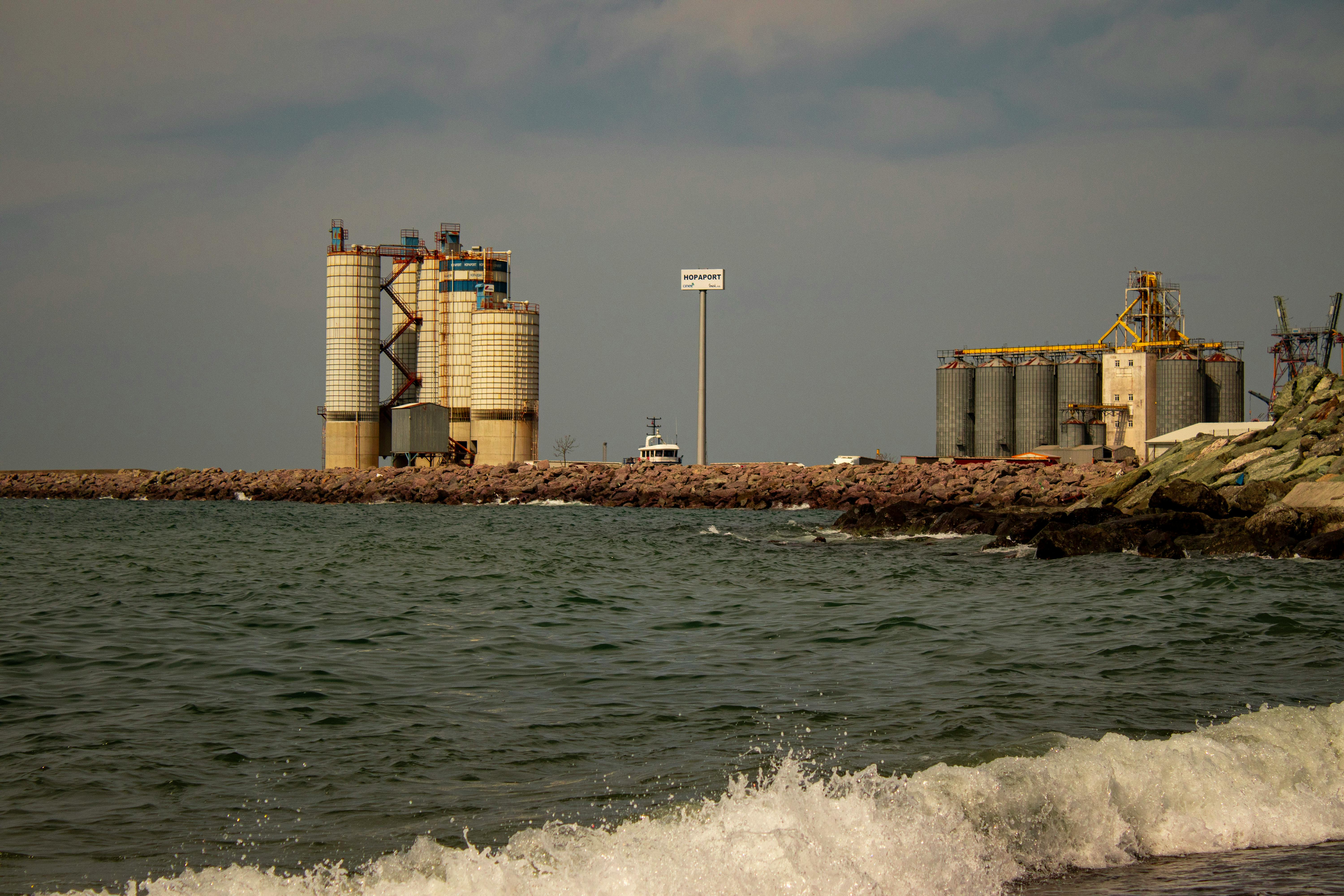 TotalEnergies Mozambique LNG project 42% complete