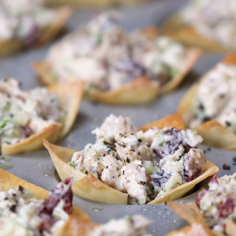 Creamy Chicken Salad with Grapes and Pecans
